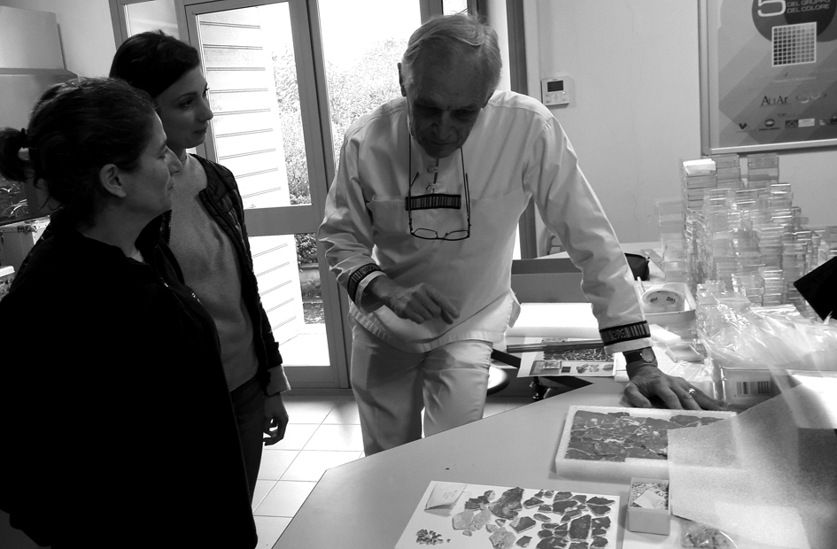 39 – Visit of Gaël de Guichen to the Mora collection, 2018. Photo by María Mata Caravaca