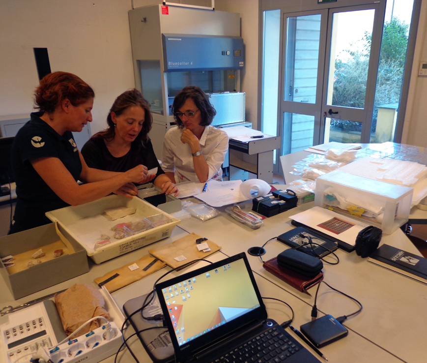 09 – Visual inspection, 2018. Photo by Milene Gil