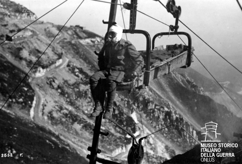 Monte Grappa. Feriti italiani sulla teleferica del Boccaor [MGR 7/2669]