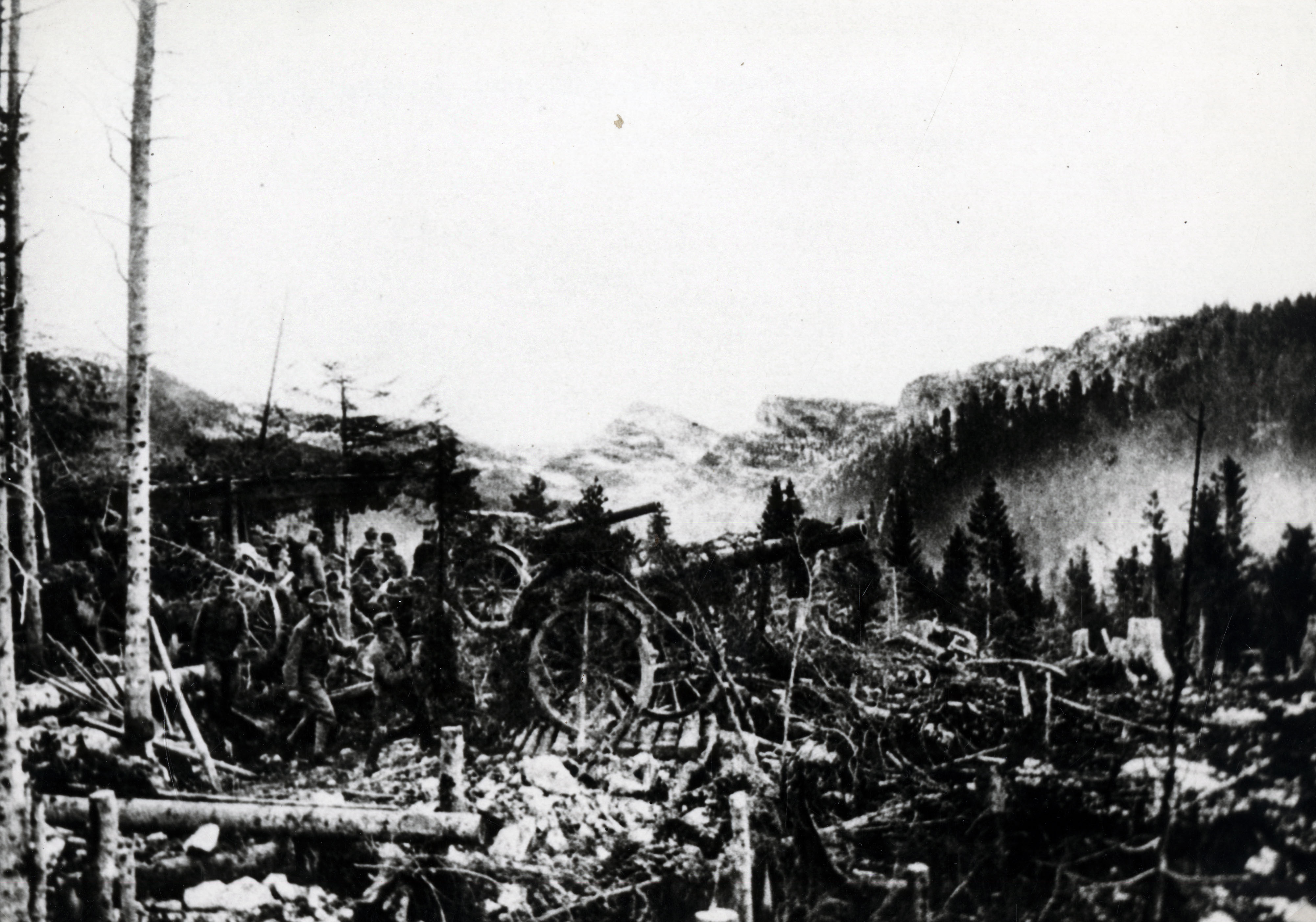 Batteria d'artiglieria austro-ungarica presso Arsiero