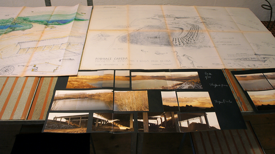Disegni e fotografie del progetto di rinaturalizzazione della cava (una collaborazione tra la Fornace Spazio Permanente e lo studio SeaCoop) 