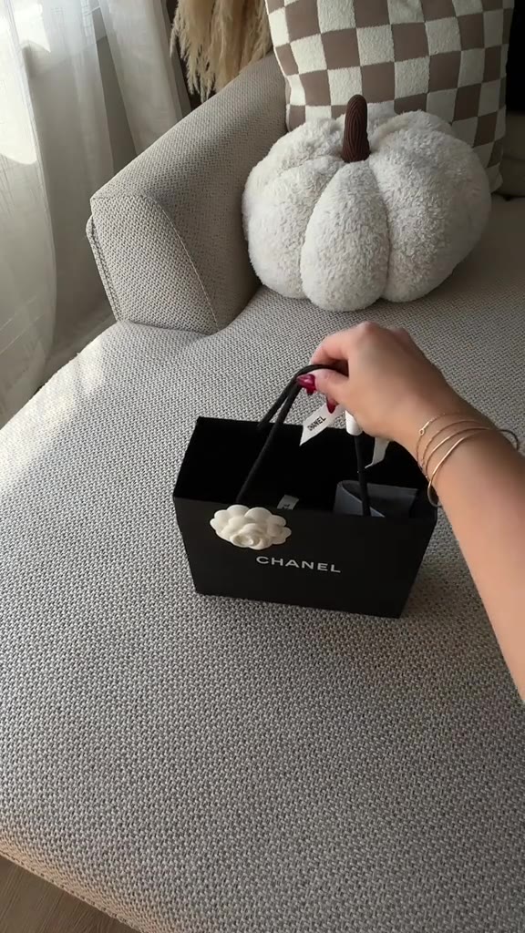 POCKET-SIZED LUXURY