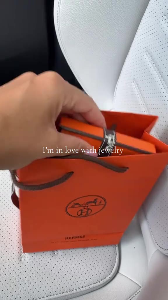 HERMÈS EDIT