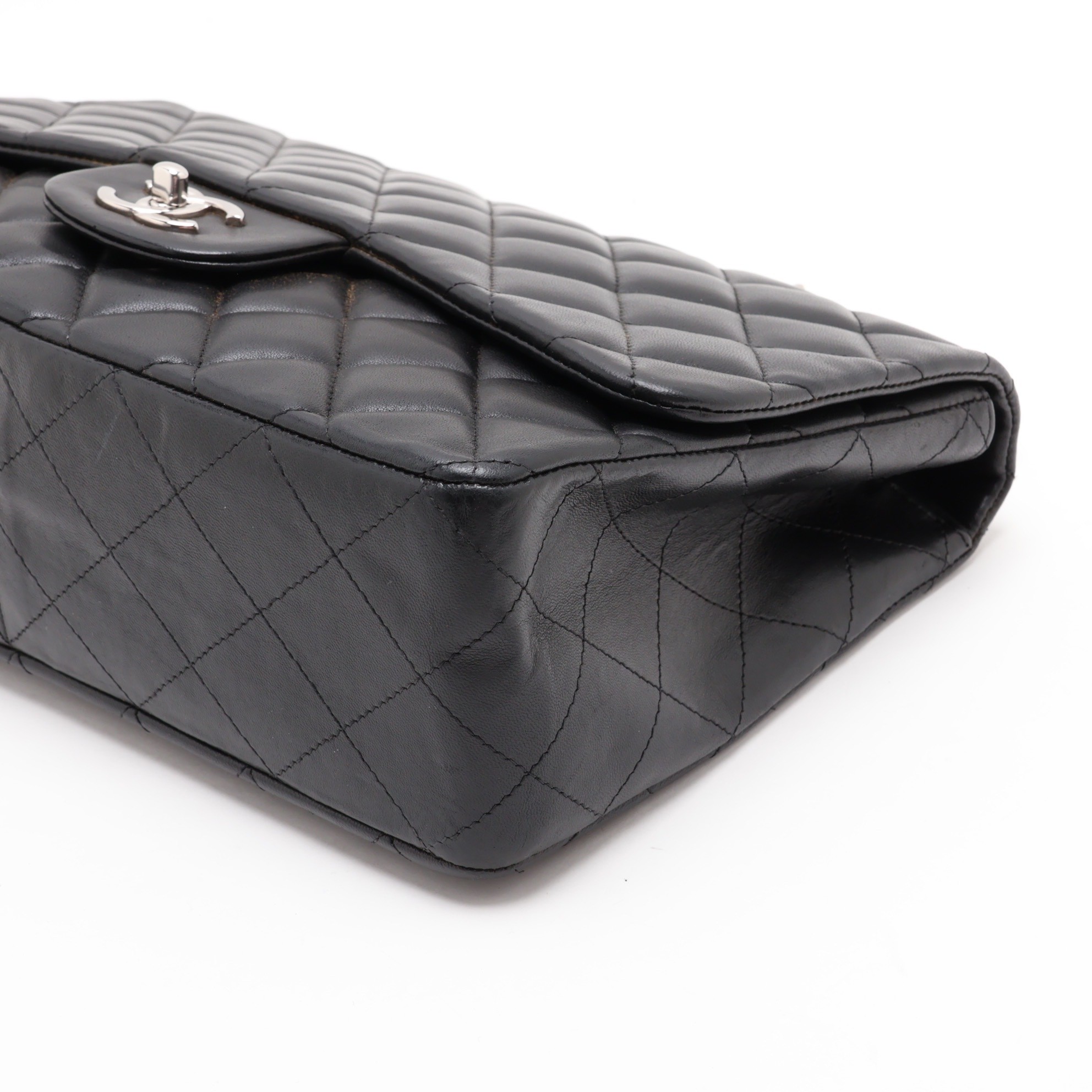 Large Matelassé 30 Lambskin Single Flap Double Chain Bag — view 3