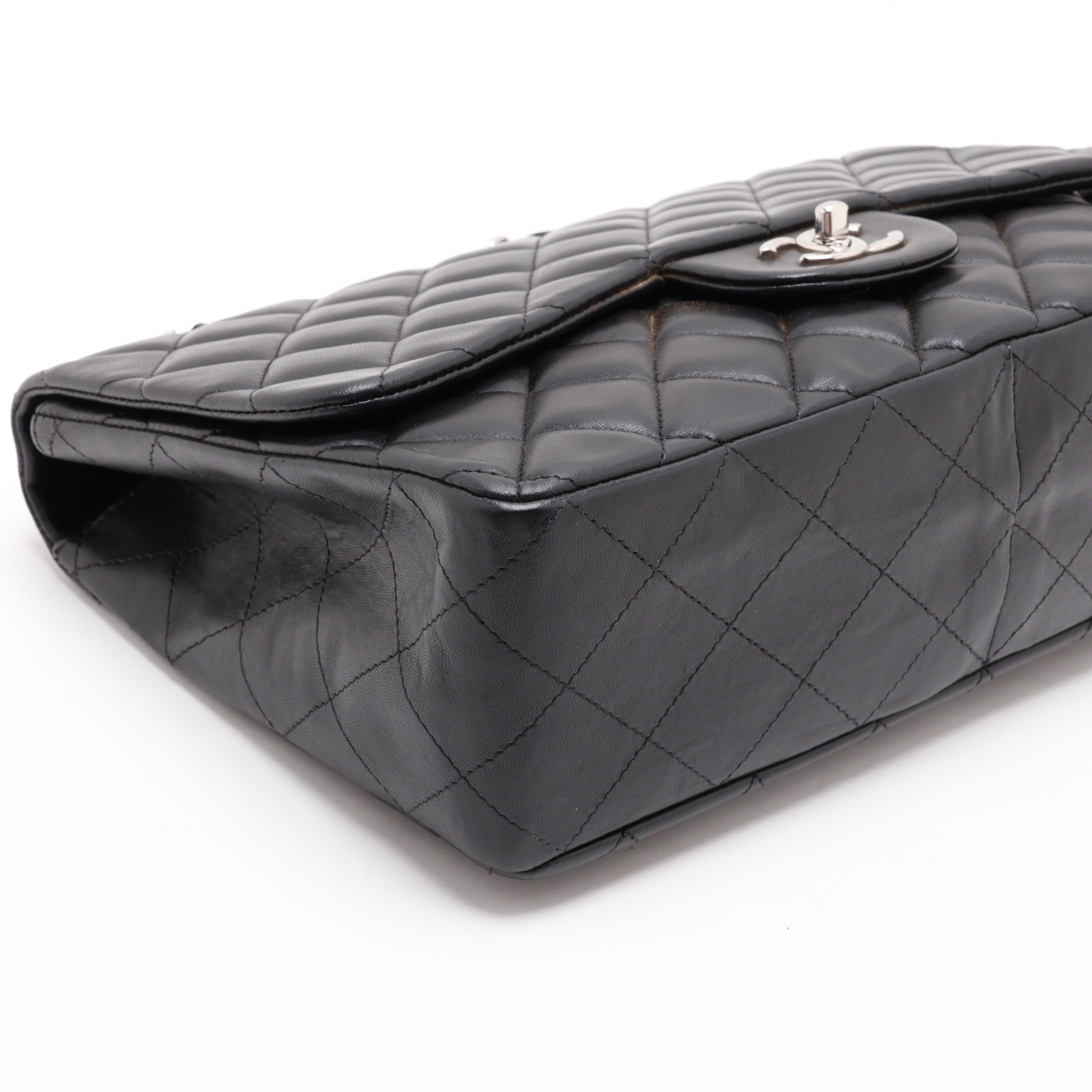 Large Matelassé 30 Lambskin Single Flap Double Chain Bag — view 4