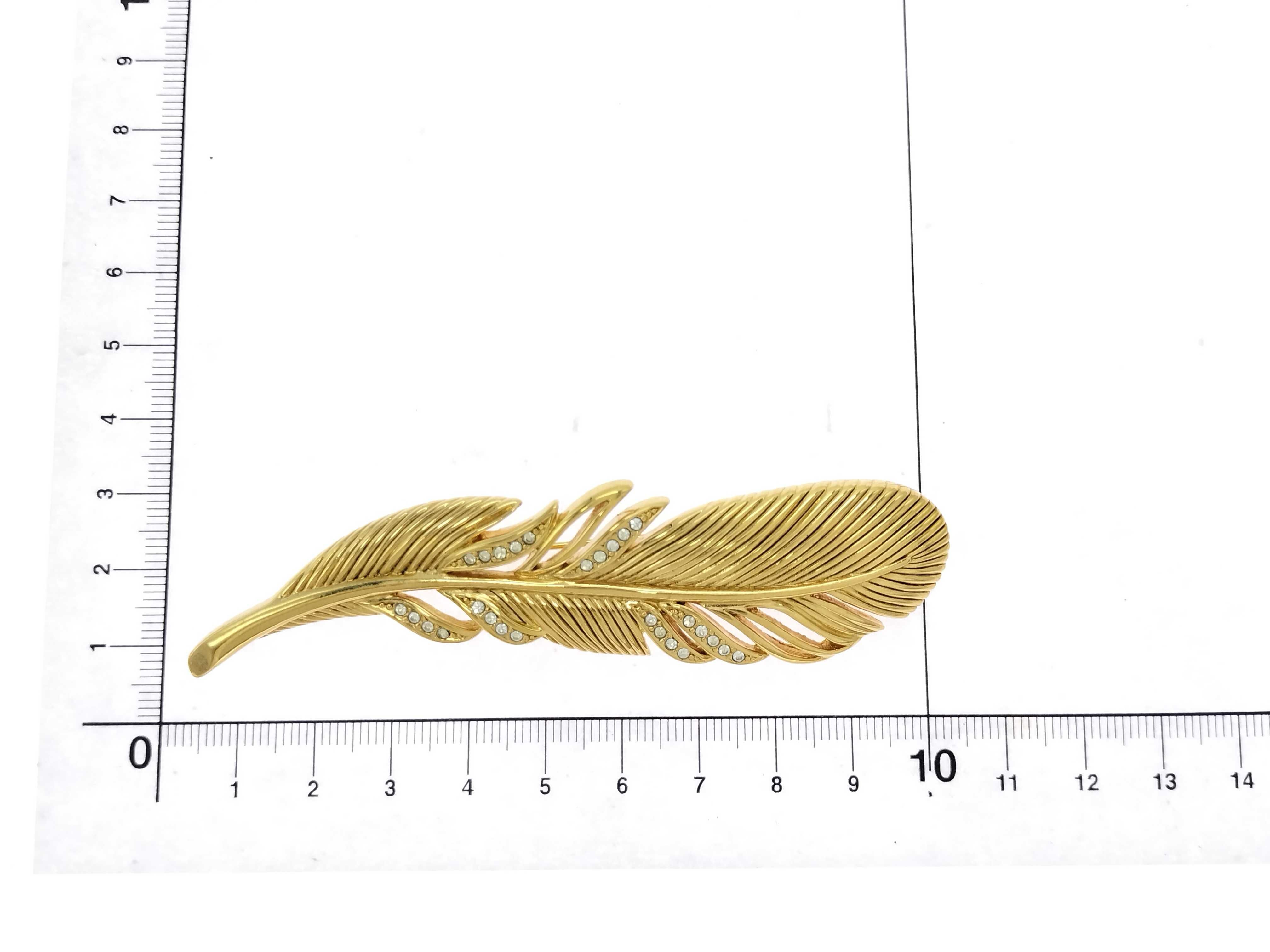 Christian / Brooch / GP Brooch — view 10