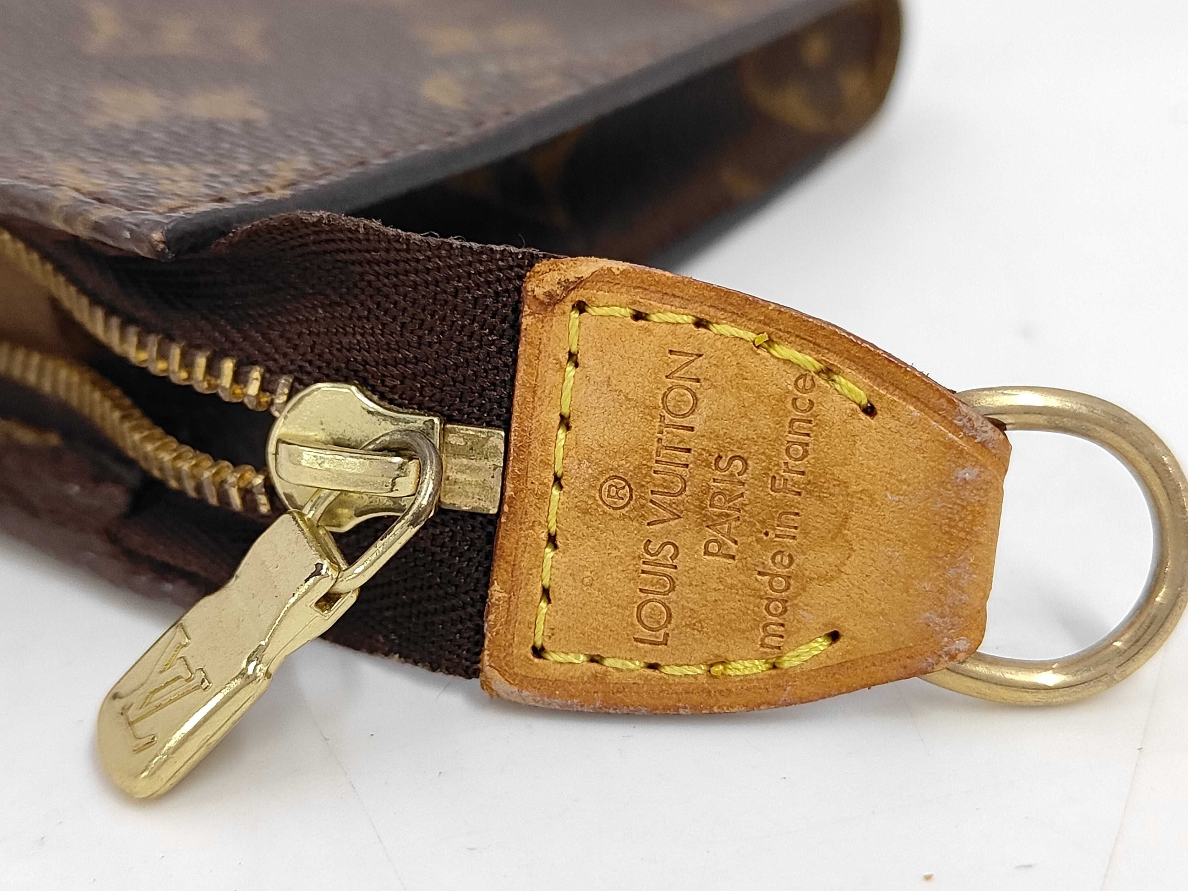 Monogram Louis Vuitton Monogram Bucket Pouch VI1908 Pouch — view 8