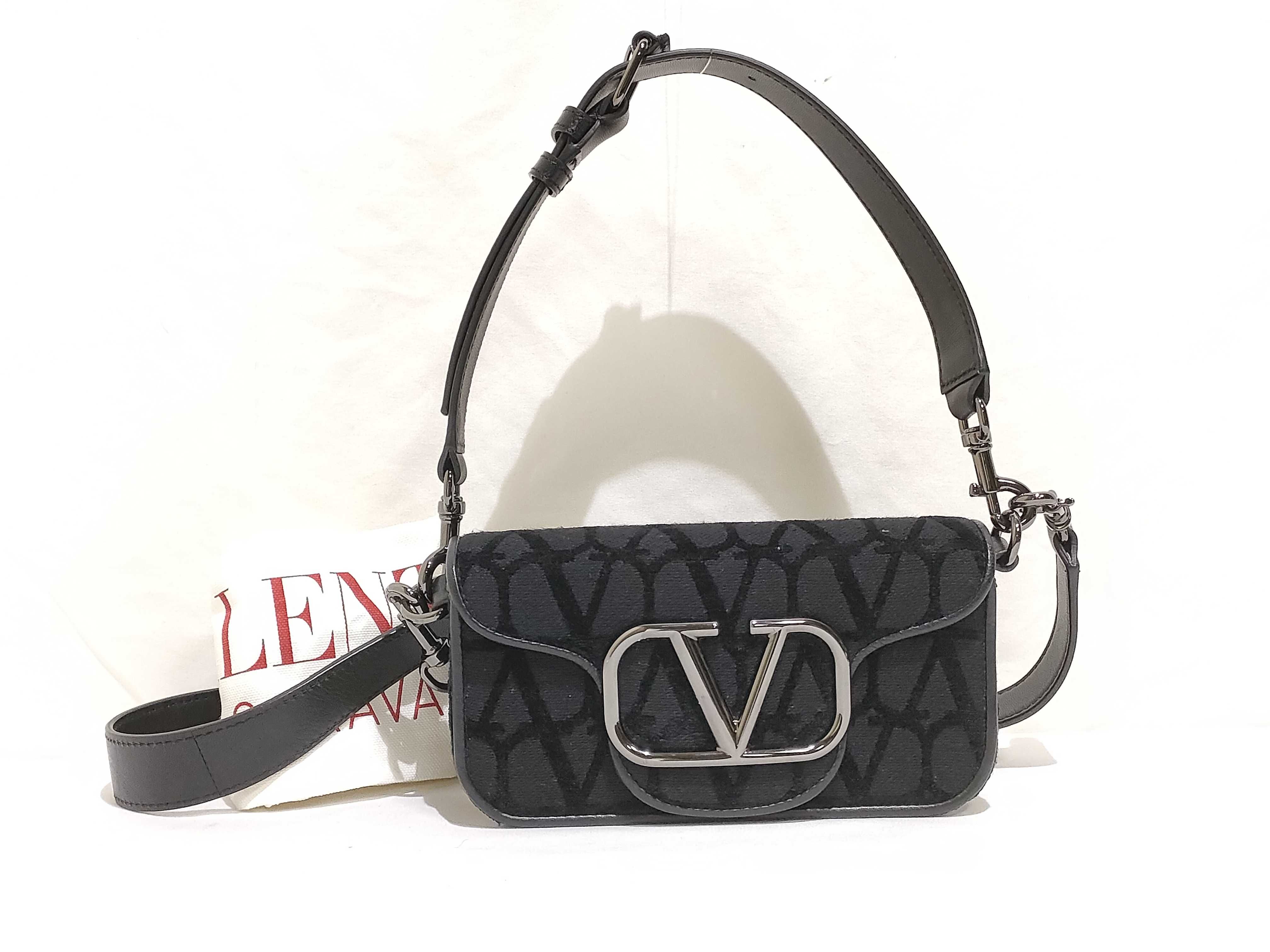 V-logo Leather 2-Way Shoulder Bag, Black