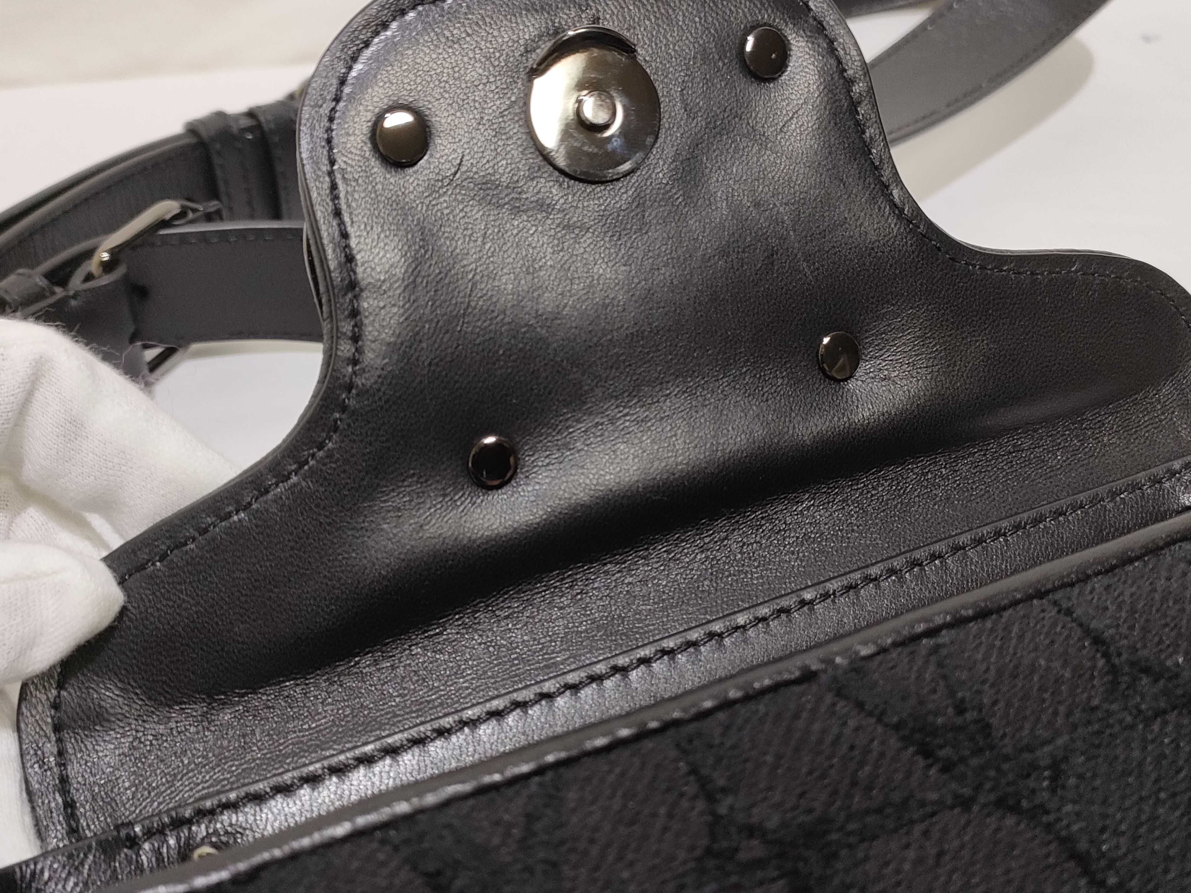 V-logo Leather 2-Way Shoulder Bag, Black — view 11