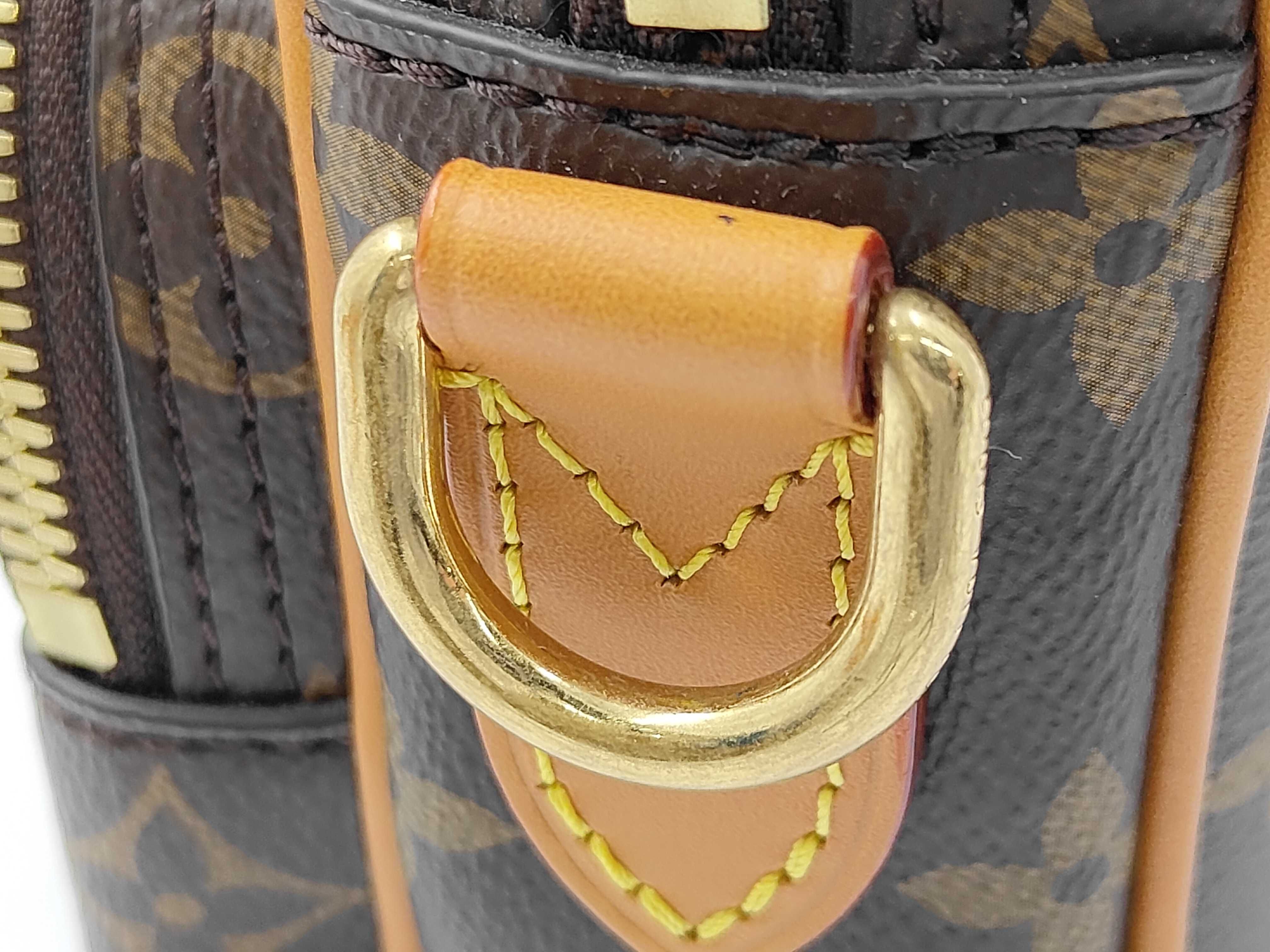 Nile Shoulder Bag — view 4