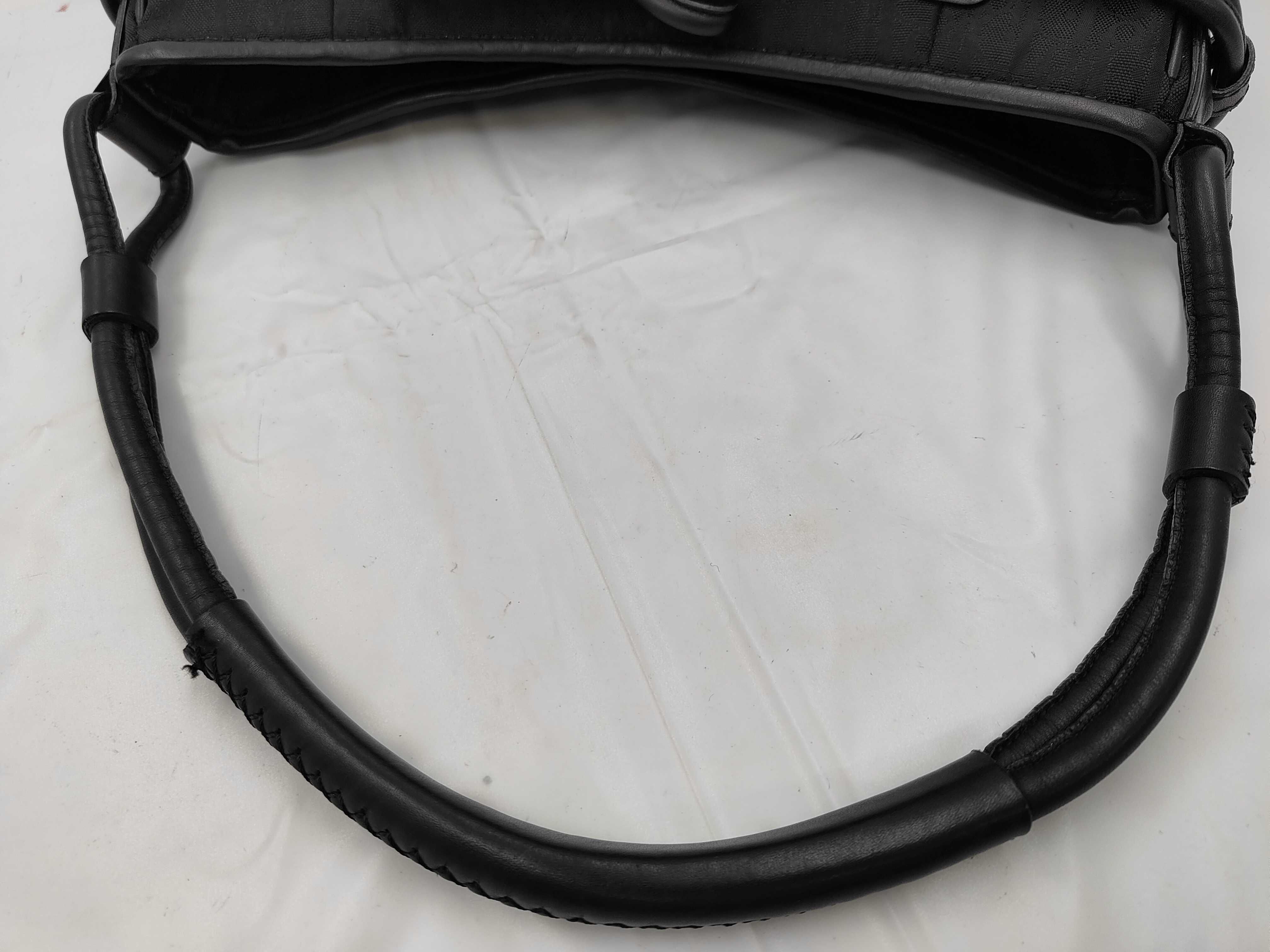Trotter Ribbon Bag Canvas Black Shoulder Bag — view 3
