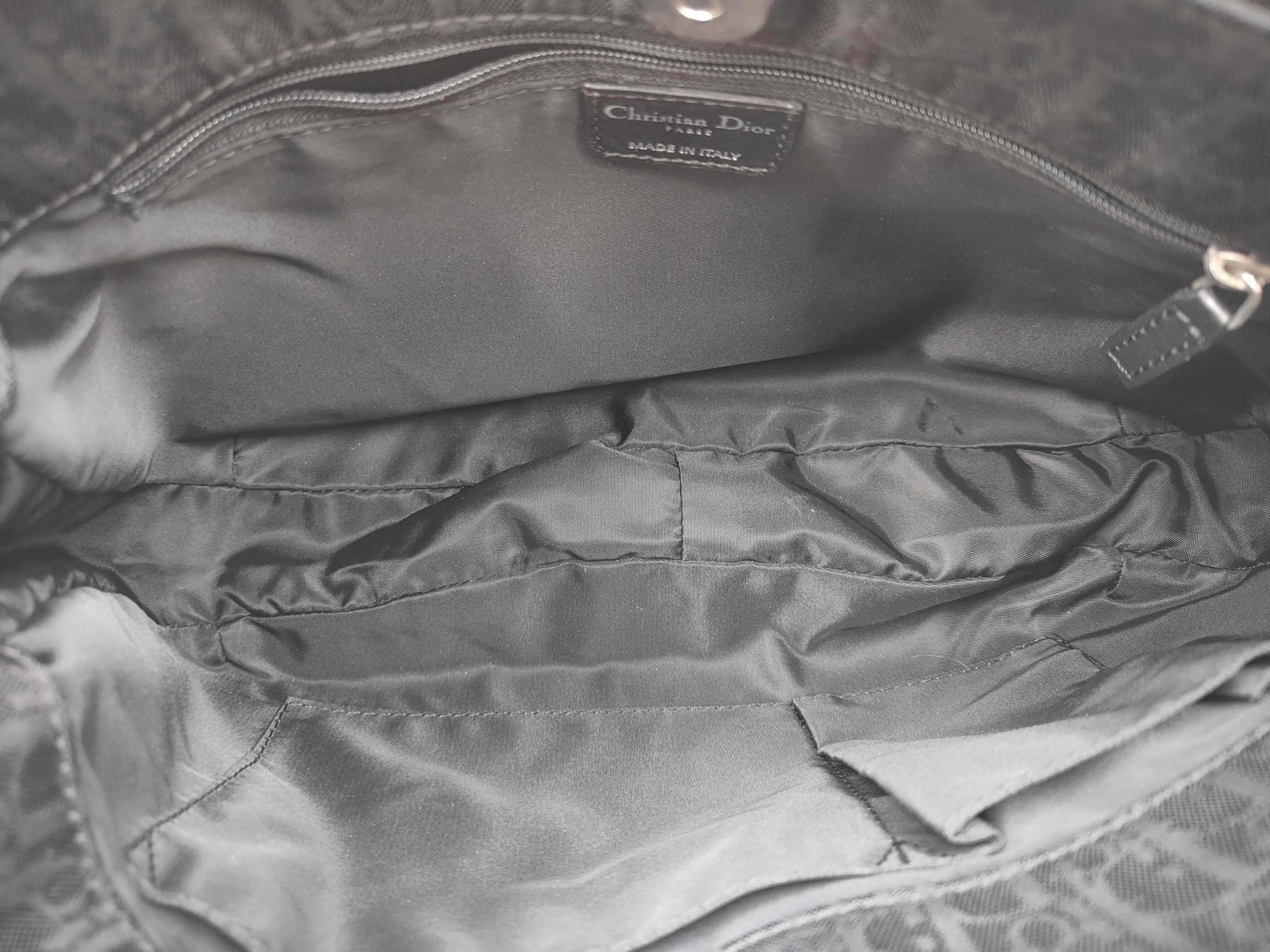 Trotter Ribbon Bag Canvas Black Shoulder Bag — view 9