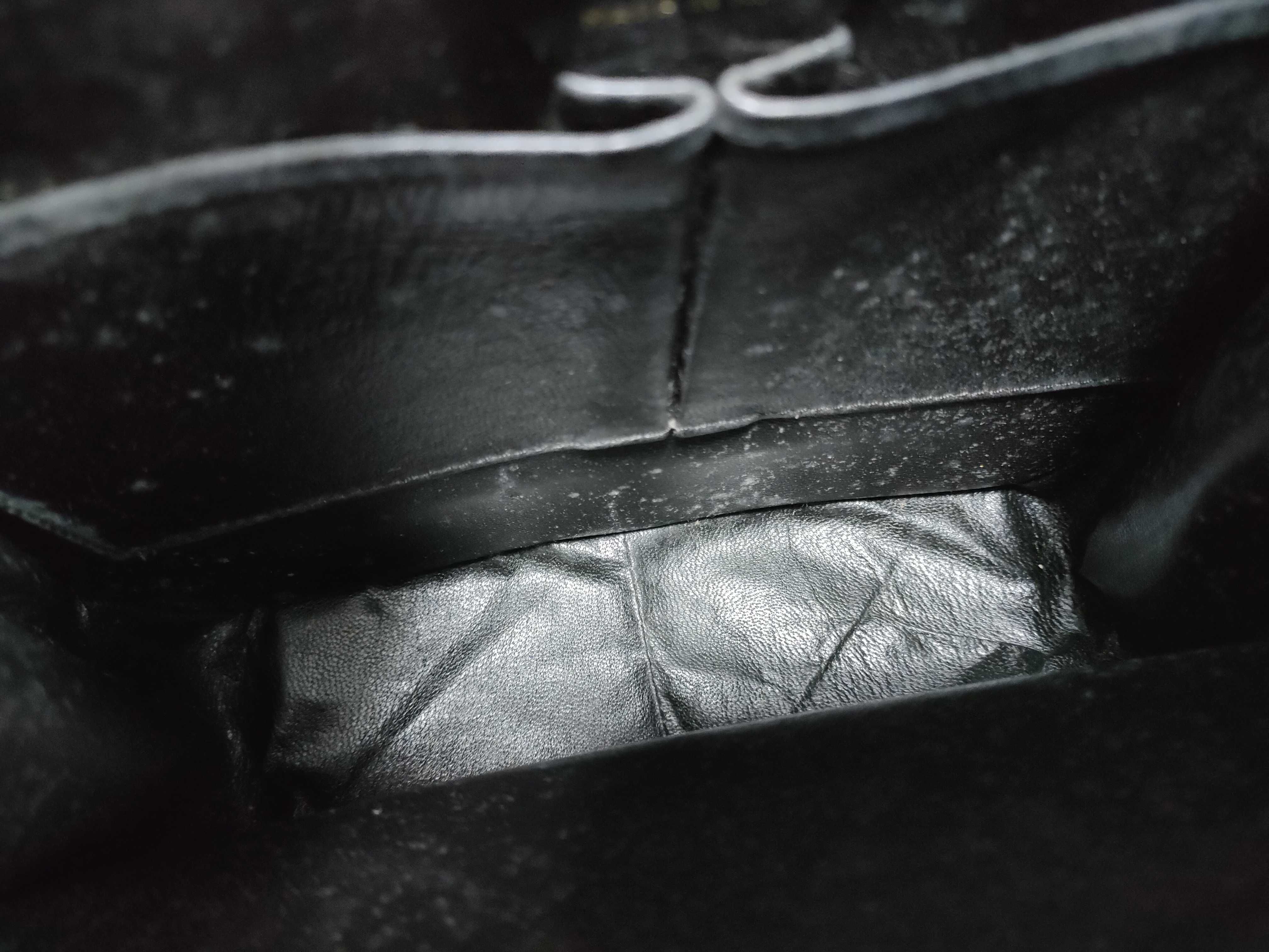 Triomphe Leather Black 2-Way Handbag — view 11