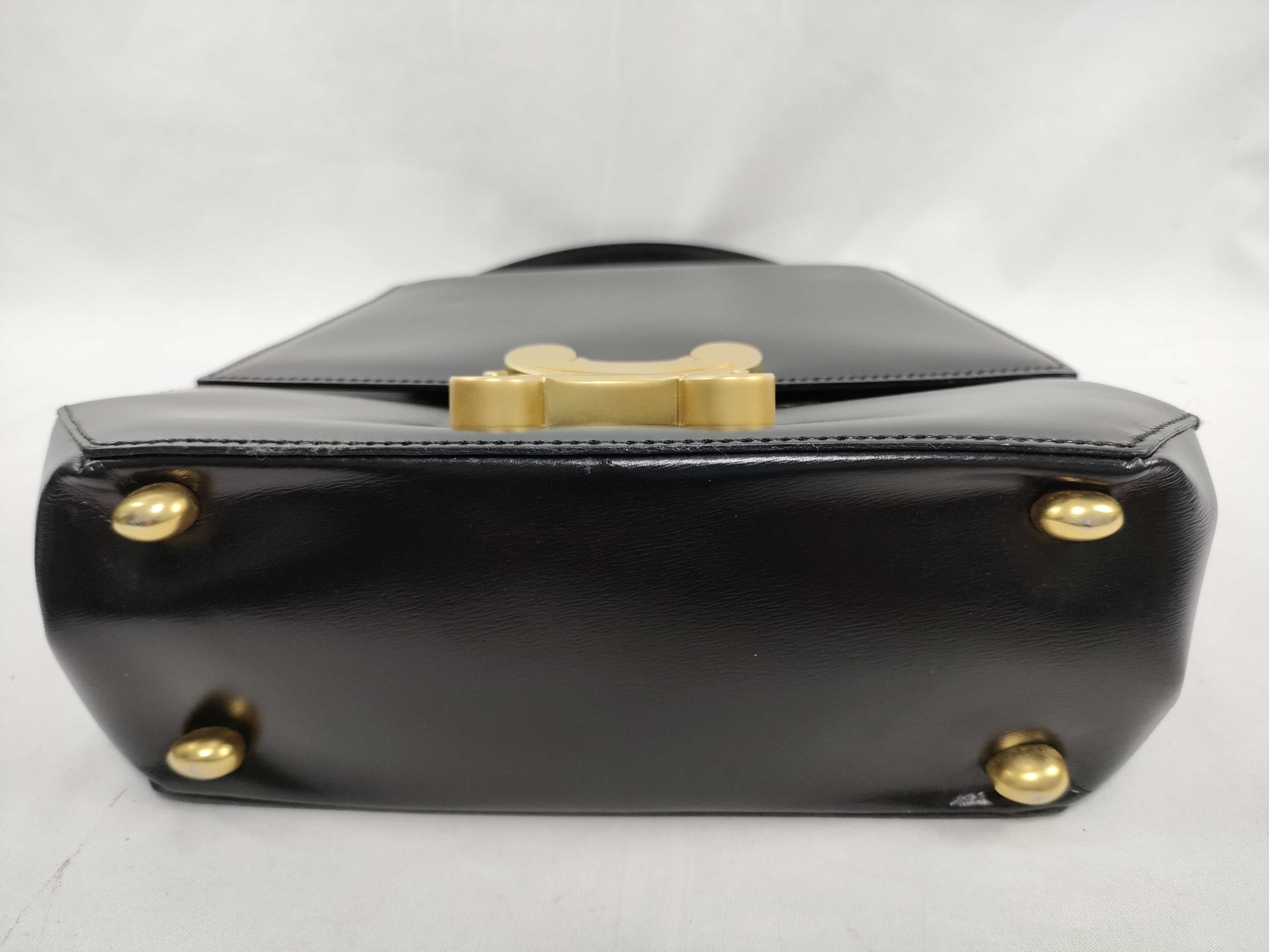 Triomphe Leather Black 2-Way Handbag — view 6