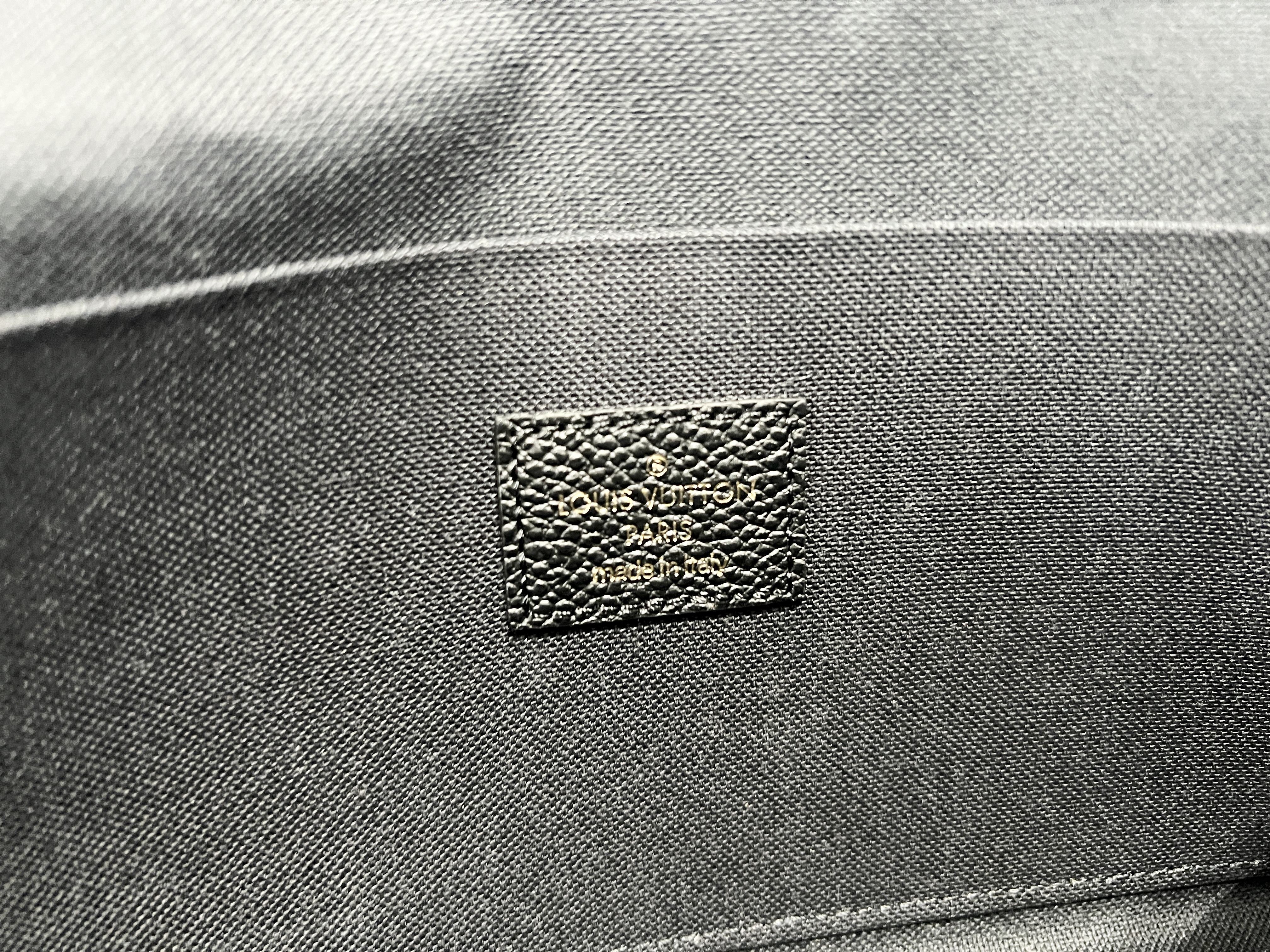 Pochette Felicie Noir Monogram Empreinte Leather Chain Shoulder Bag — view 6
