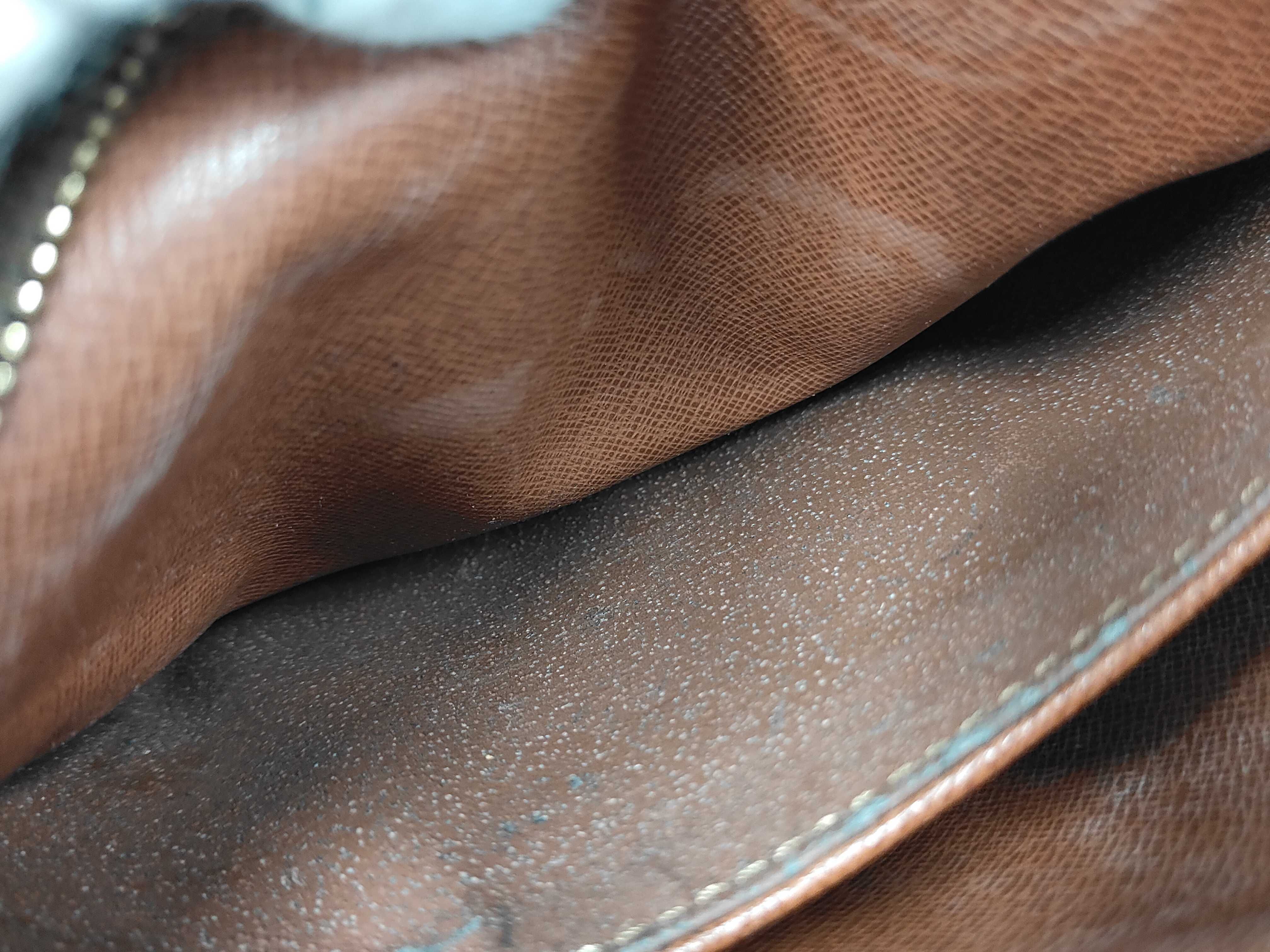 M51847 Monogram Compiegne 23 Second Bag — view 10
