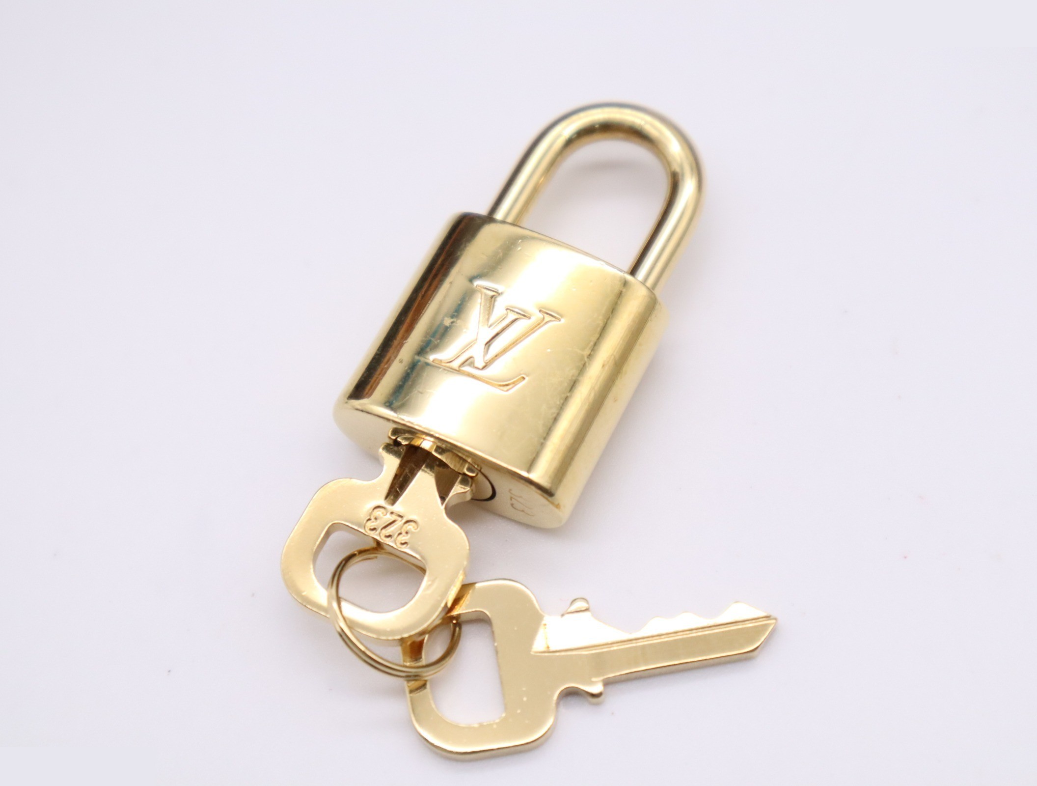 Speedy Bandoulière 20: Includes shoulder strap, padlock, 2 keys, and dust bag. — view 9