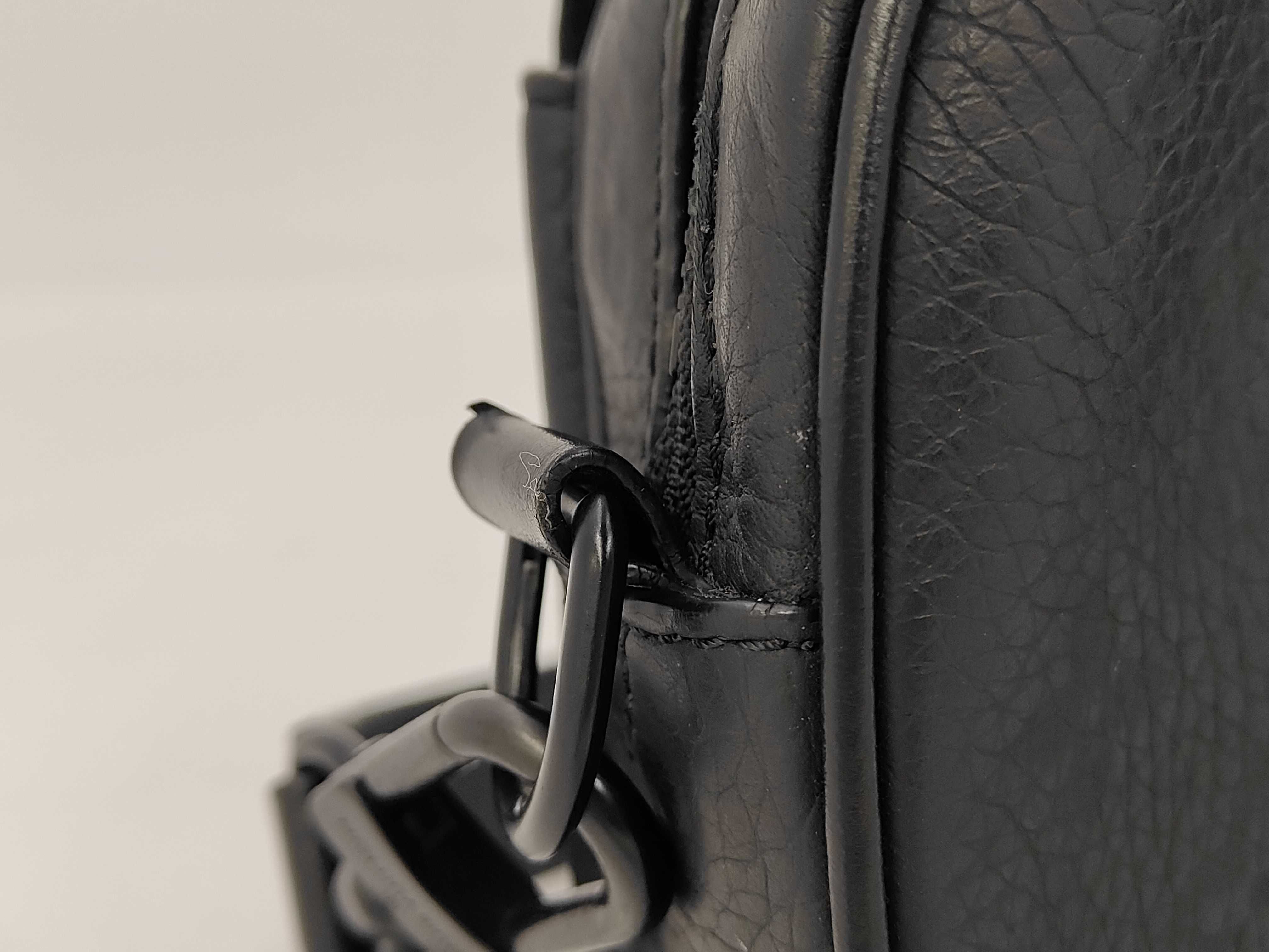 LV Steamer Wearable Wallet Black RFID Shoulder Bag — view 3