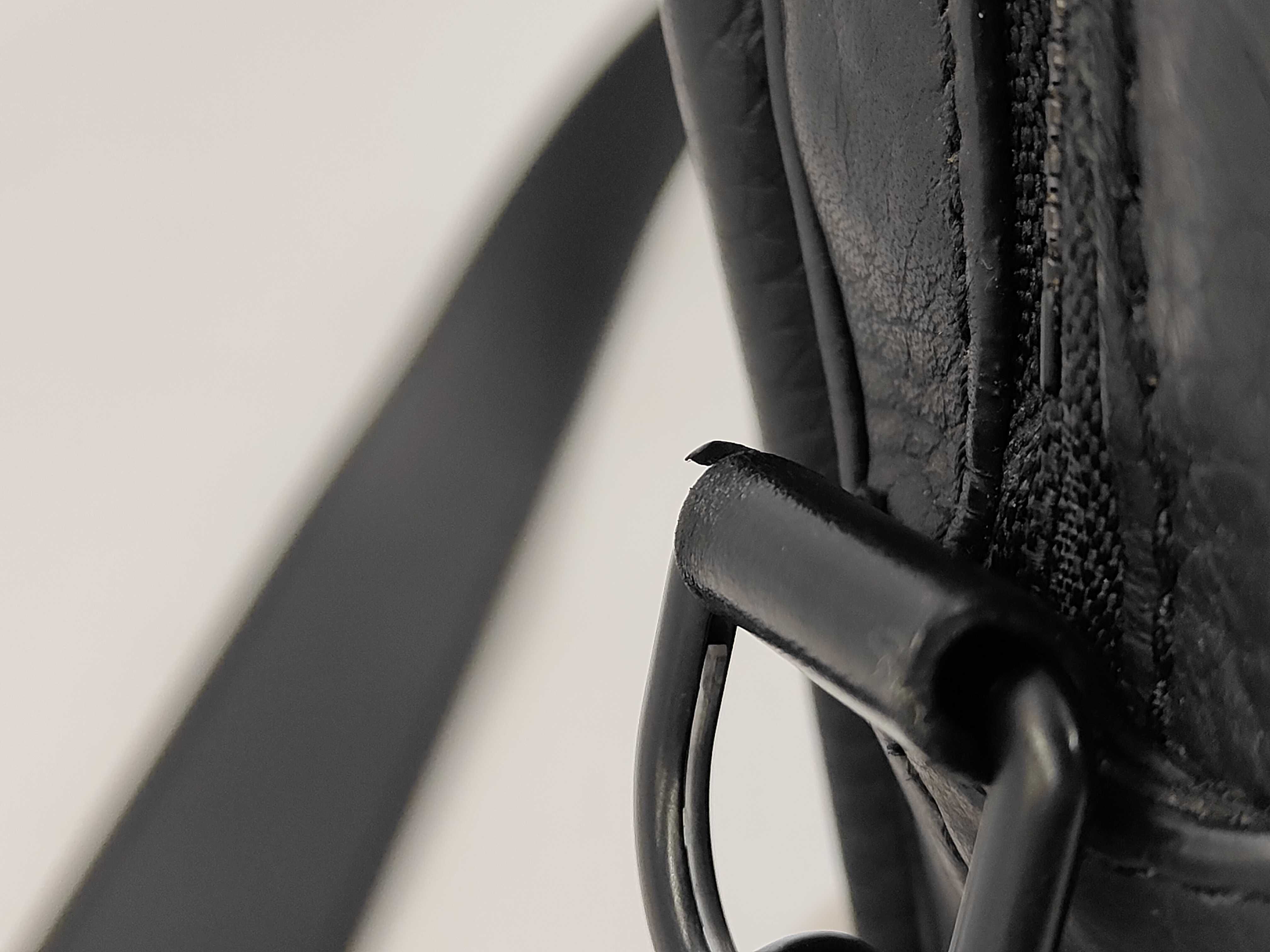 LV Steamer Wearable Wallet Black RFID Shoulder Bag — view 4