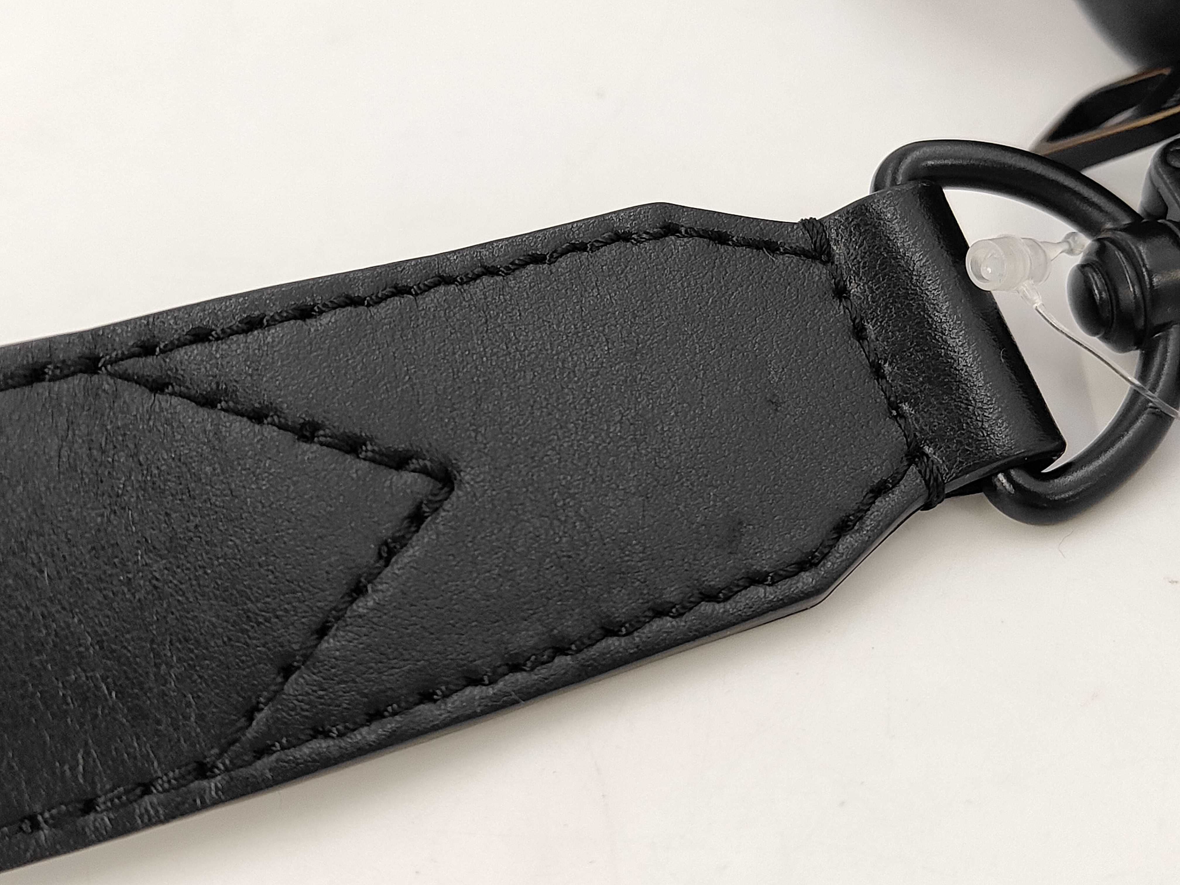 LV Steamer Wearable Wallet Black RFID Shoulder Bag — view 6