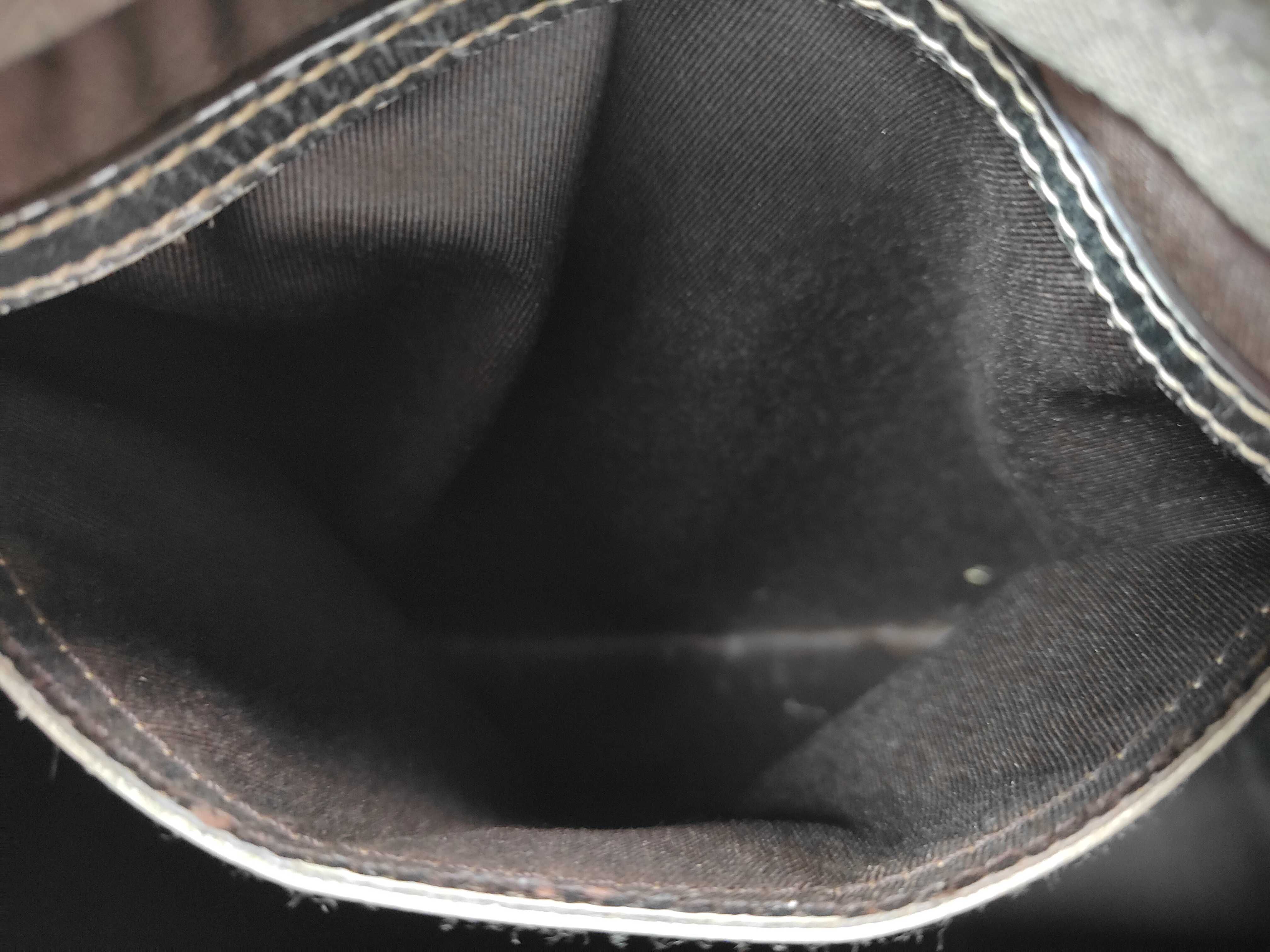 GG Supreme Boston Bag Handbag — view 11