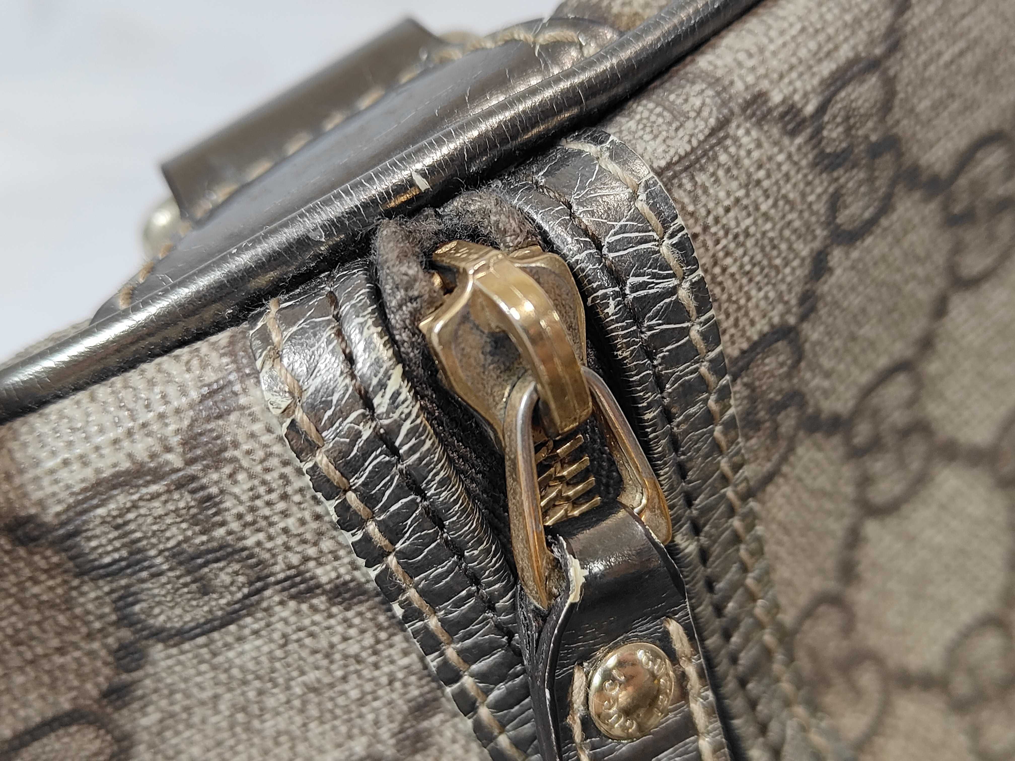 GG Supreme Boston Bag Handbag — view 14