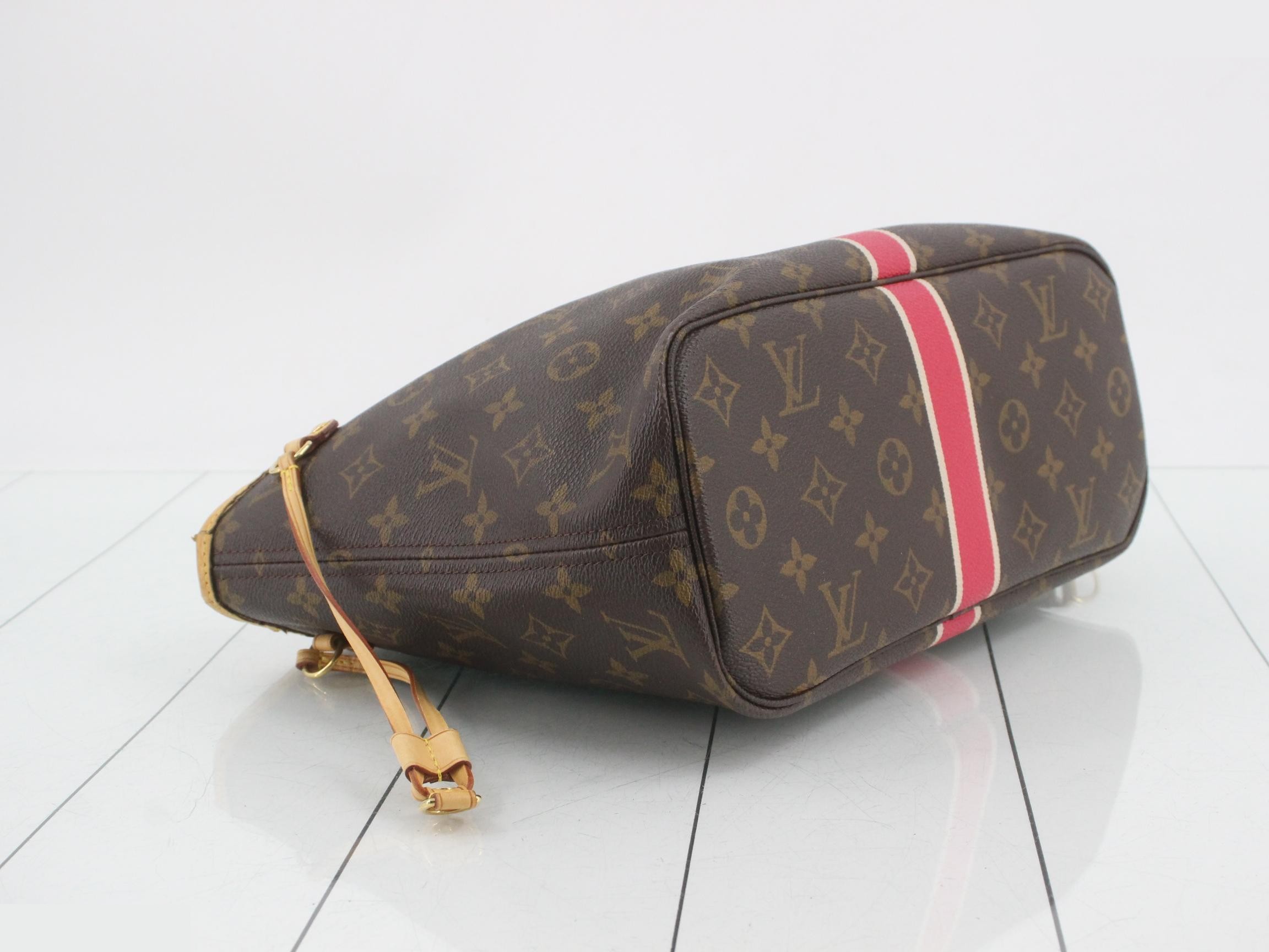 Neverfull PM Monogram Brown Shoulder Bag — view 5