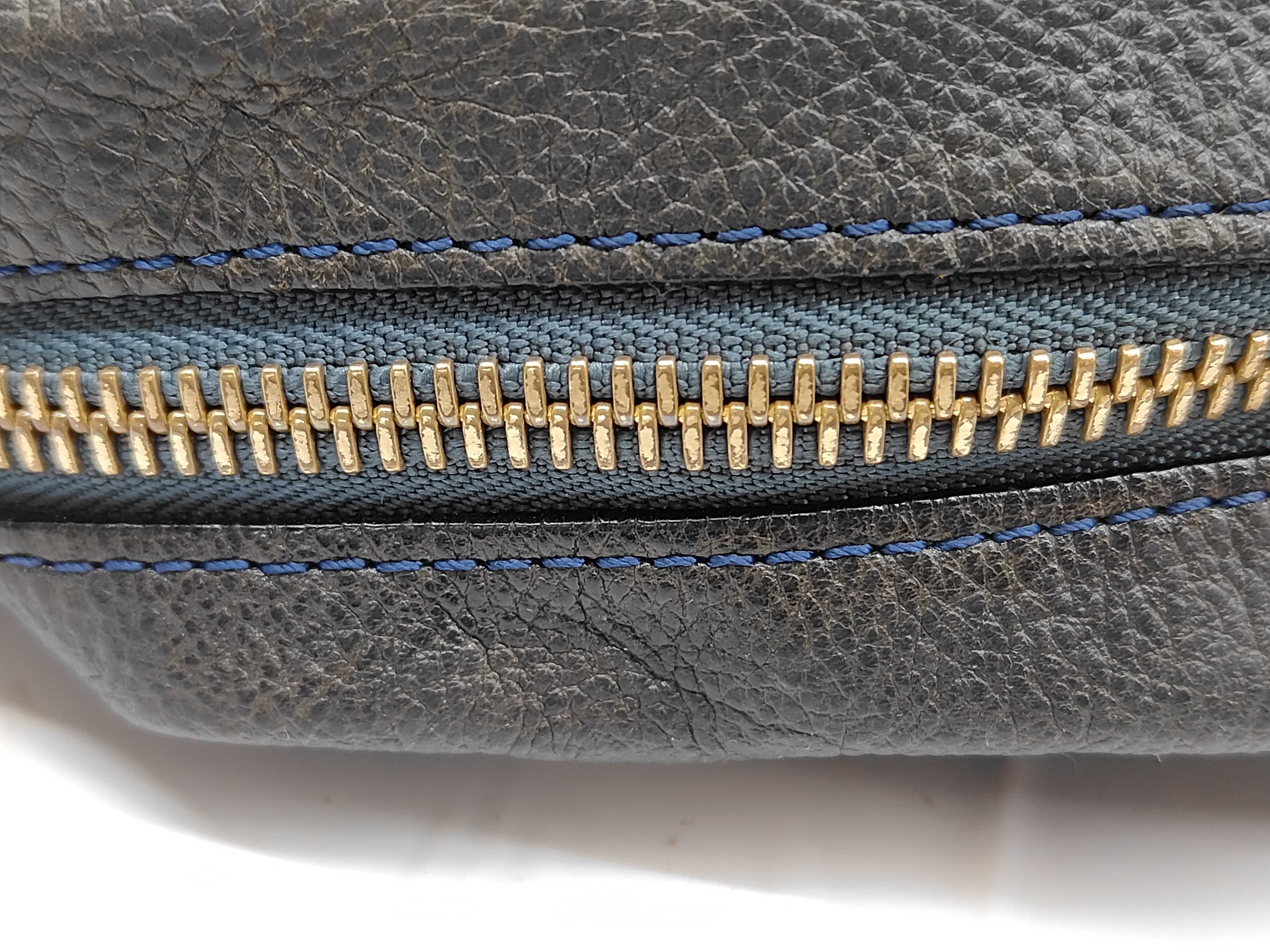 Paraty Medium Black Calfskin Tote Bag (Handbag) — view 10