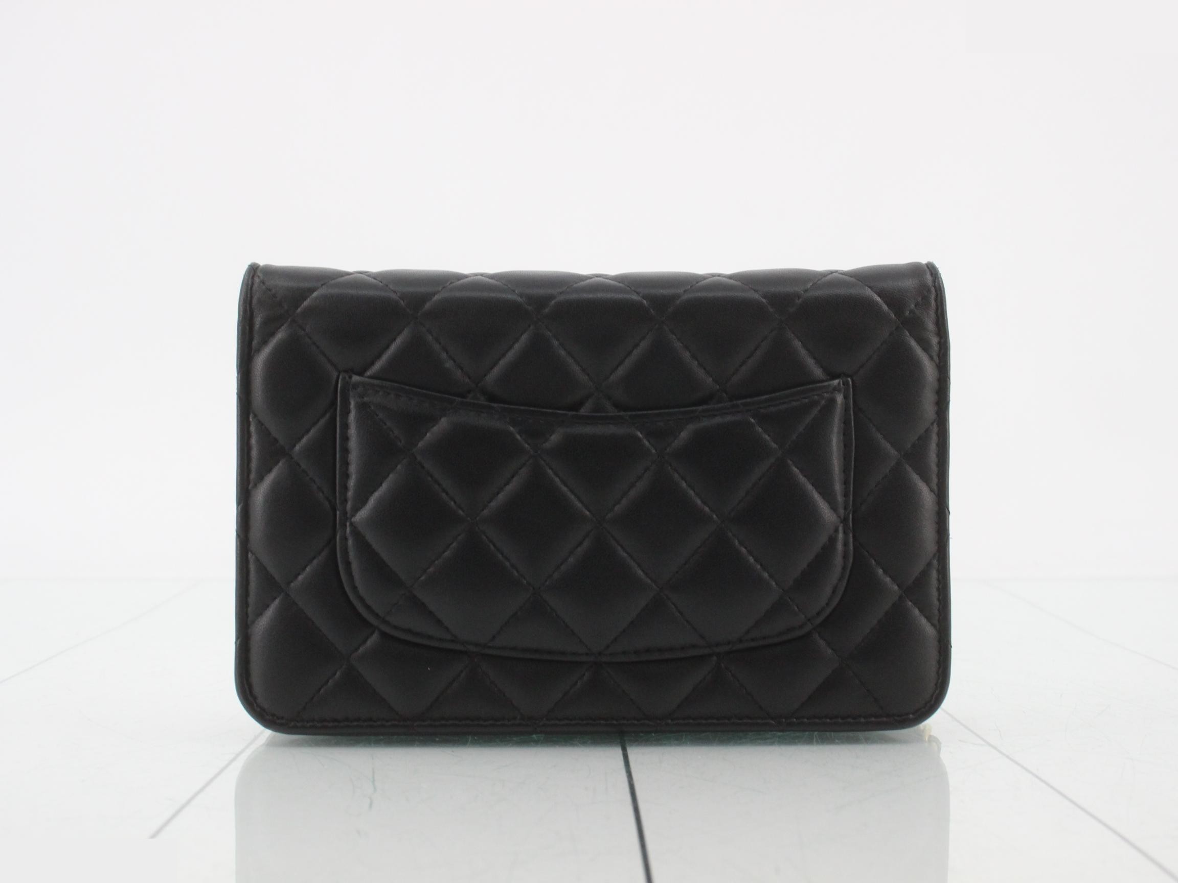 Lambskin Matelassé Classic Chain Wallet — view 2