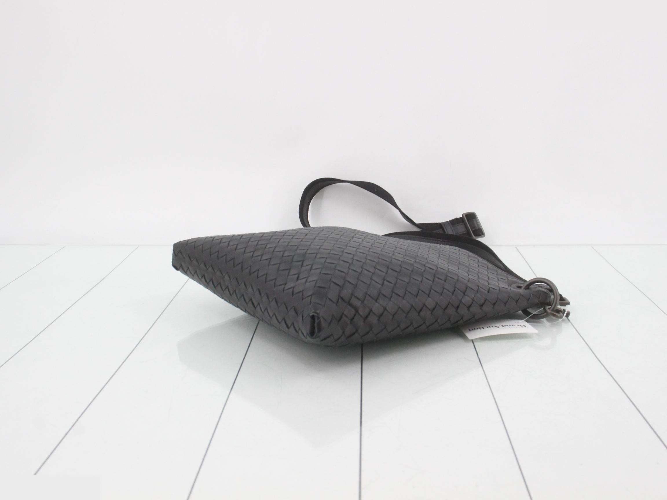 172736 Intrecciato Shoulder Bag — view 6
