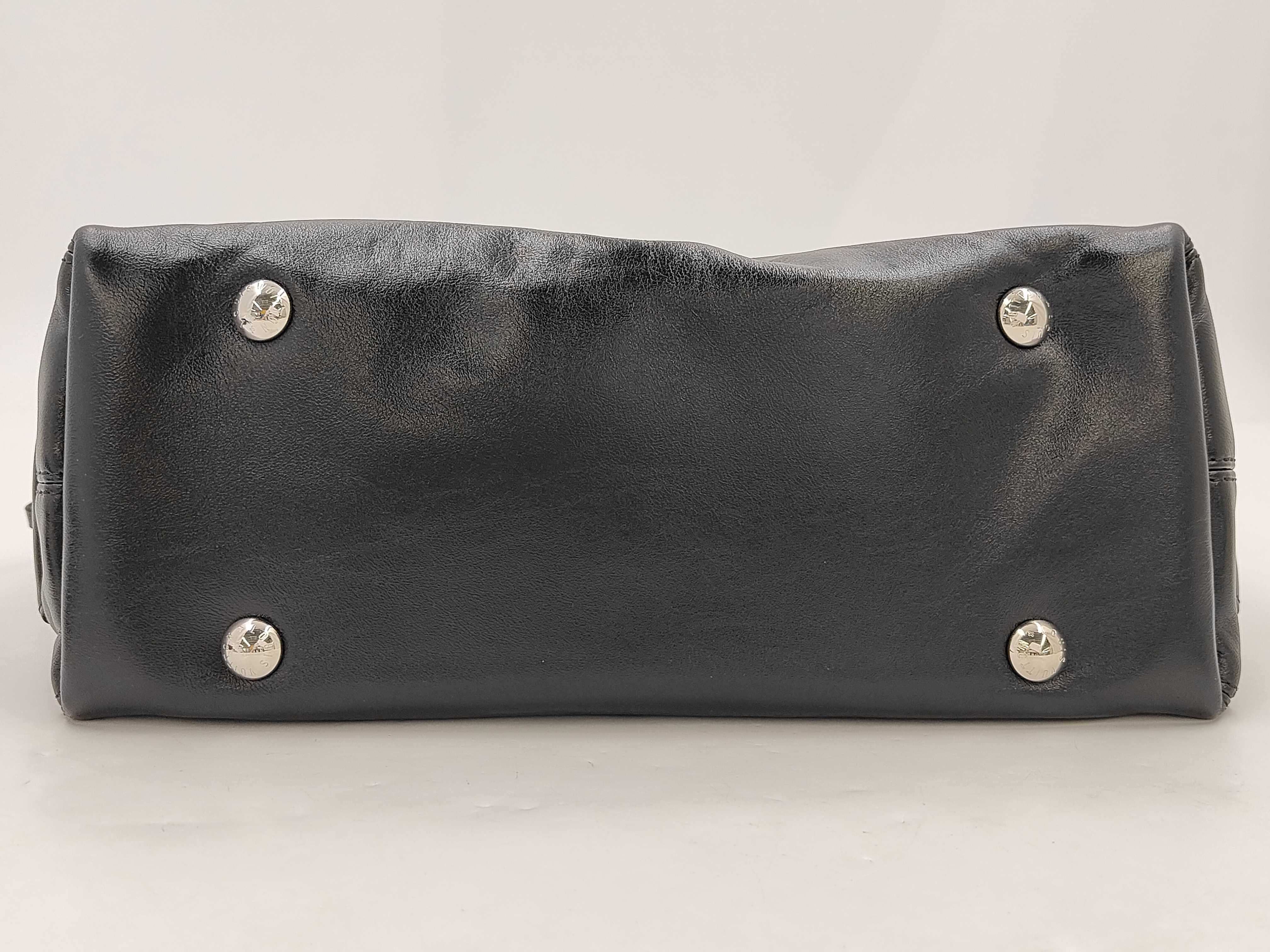 Carryall Cargo Vibe PM Shoulder Bag M24861 — view 4