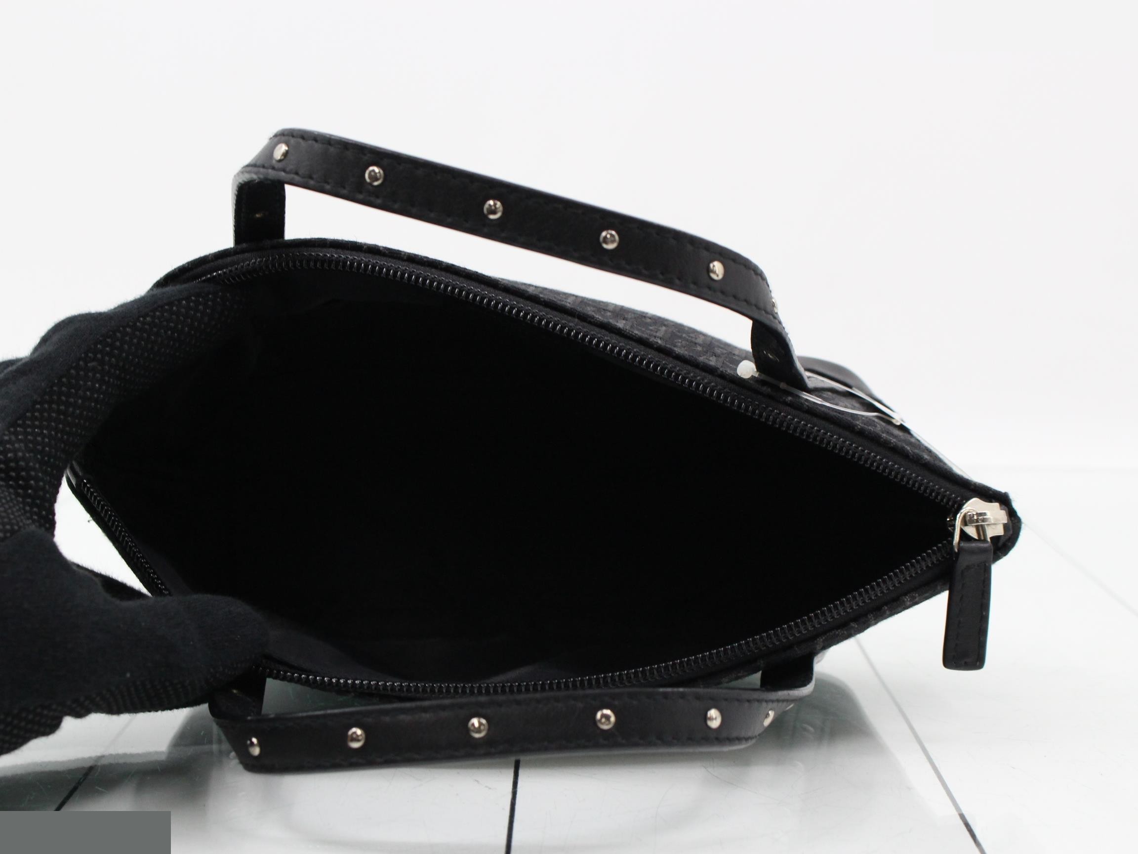 Street Chic Trotter (Bag) - Handbag — view 4