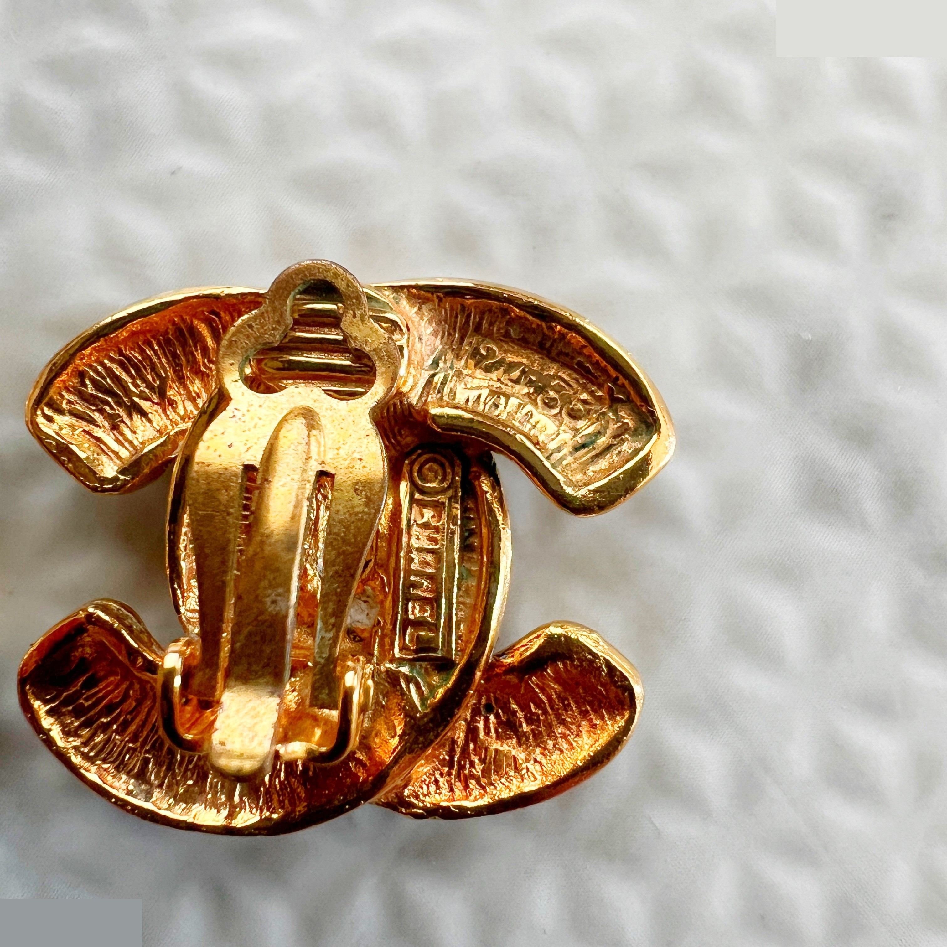 Matelassé Coco Mark Earrings, 2433 Stamp — view 6
