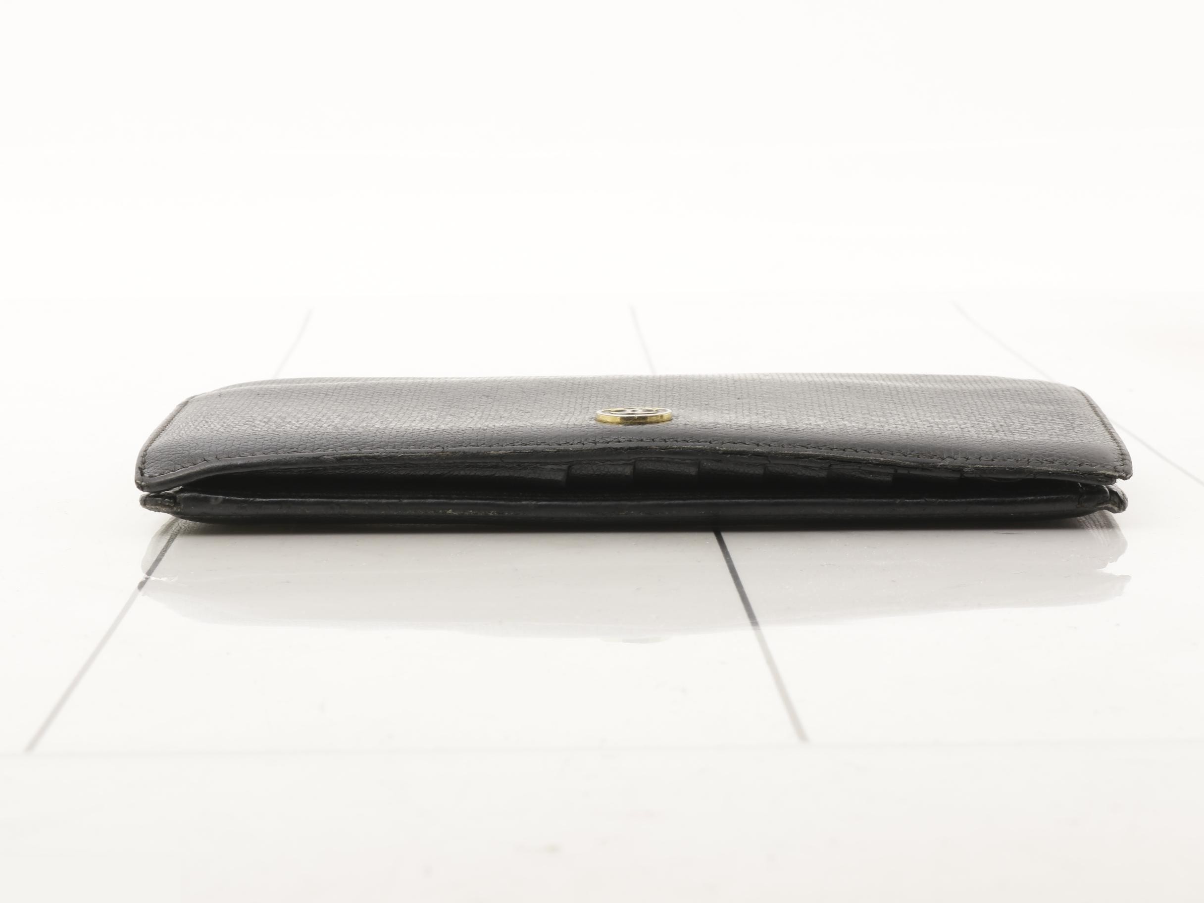 Coco Button (Bag) and Bi-fold Wallet — view 3