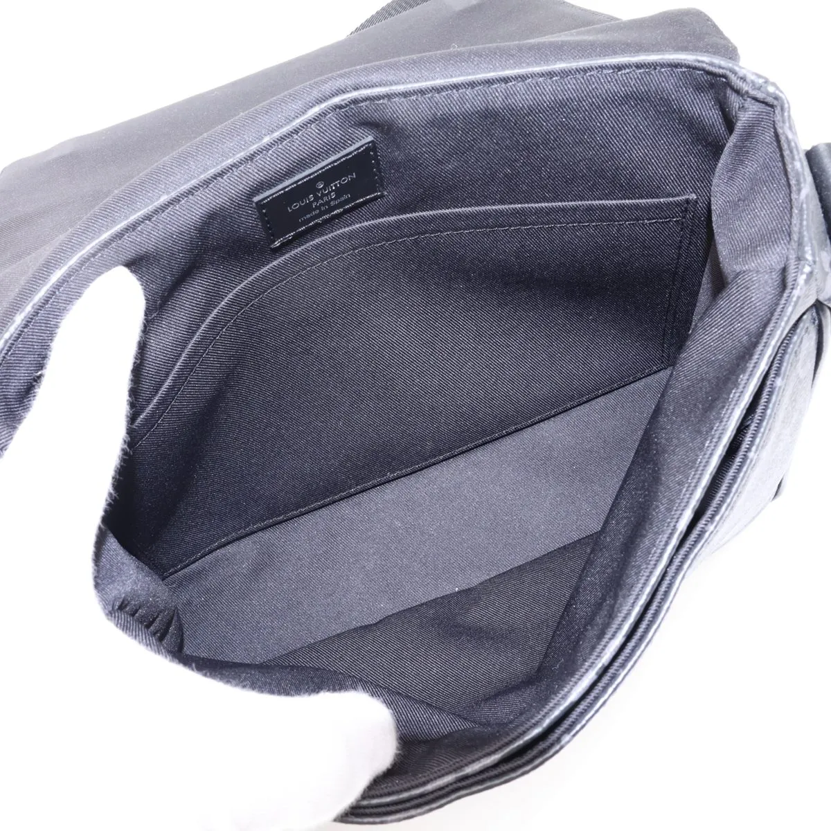 Monogram Eclipse District PM NV3 M46255 Black (RFID detected) — view 6