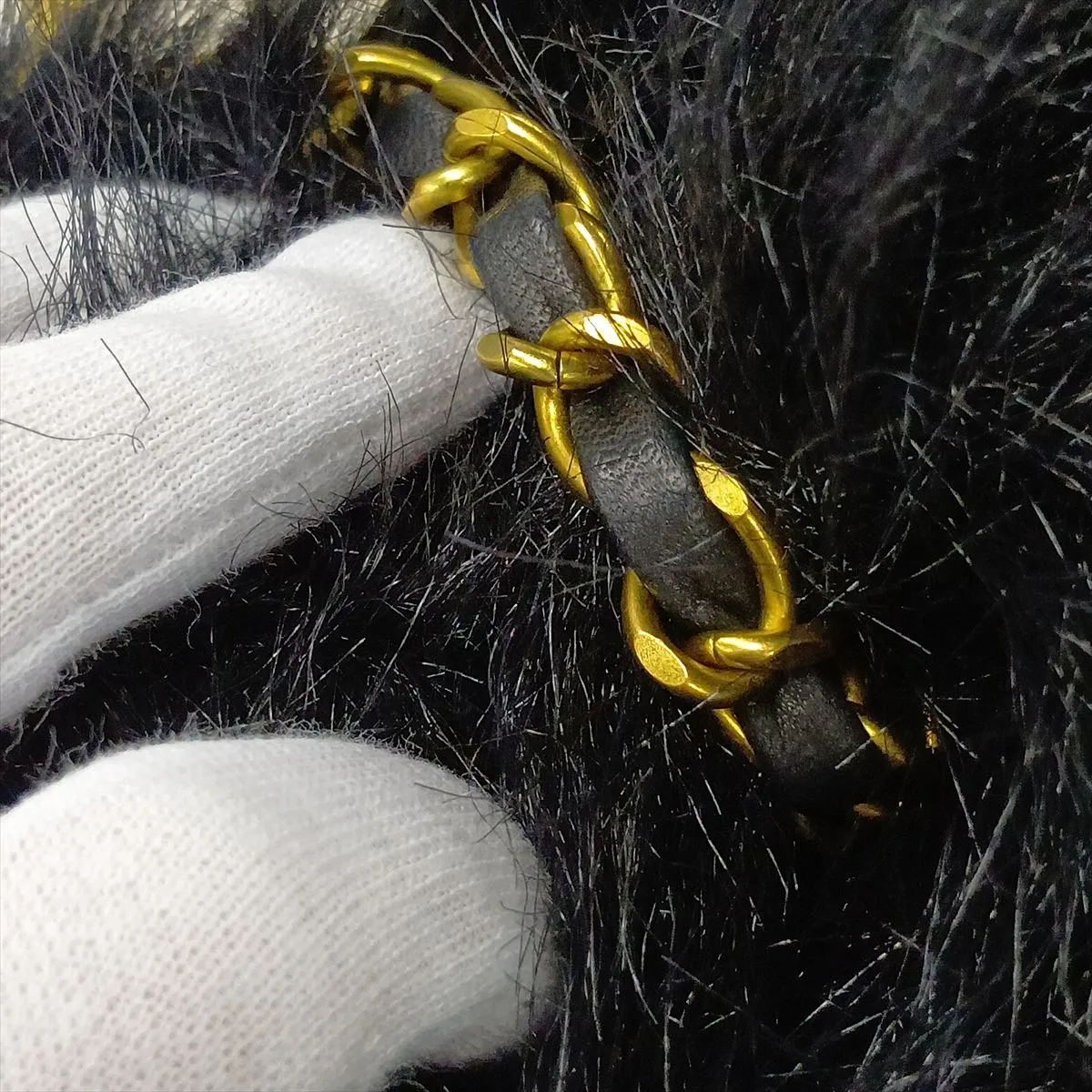 Logo Fur Chain Shoulder Bag Hand Warmer White x Black Gold Hardware (Aftermarket Repair) — view 8