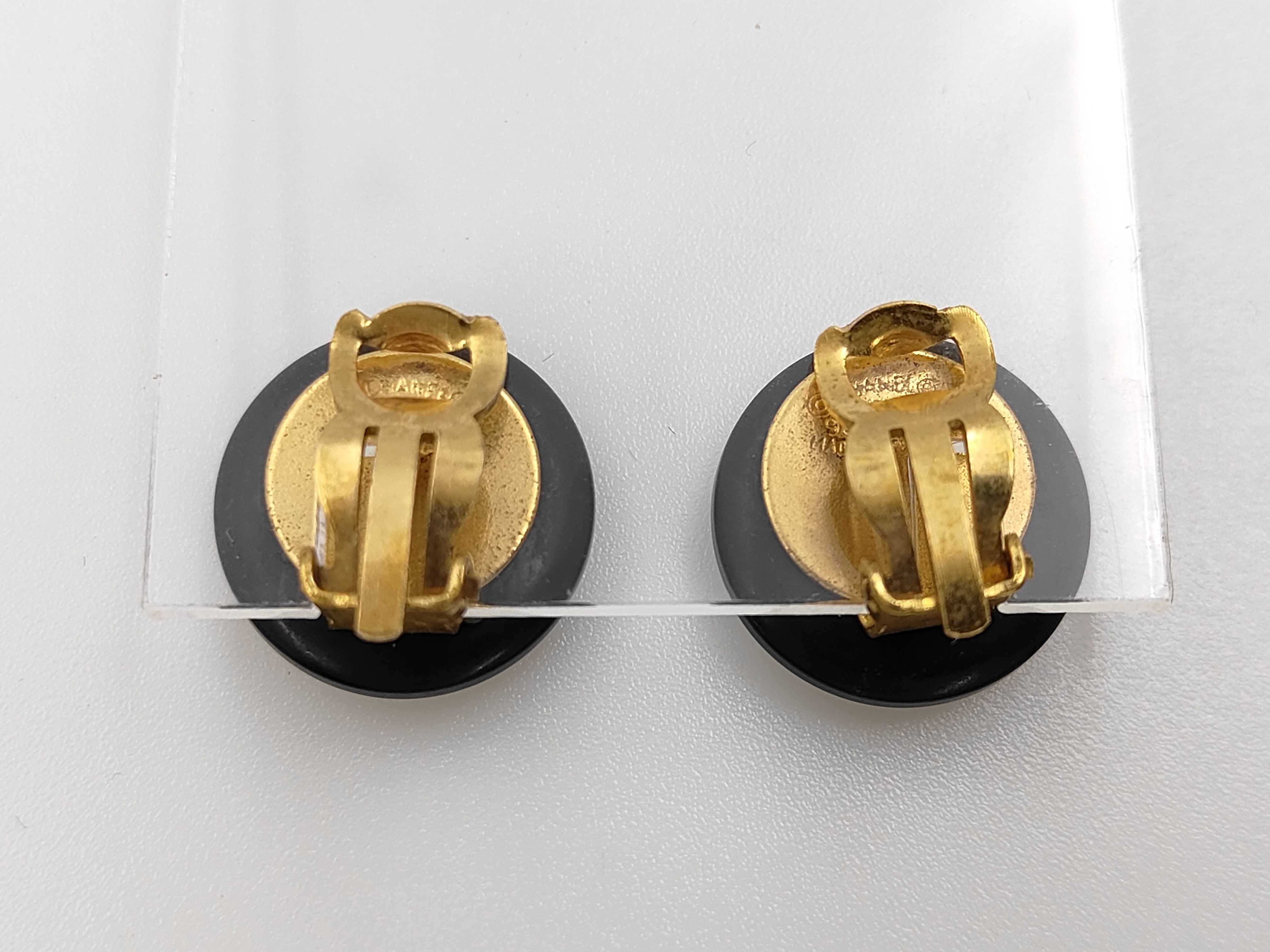 earrings — view 3