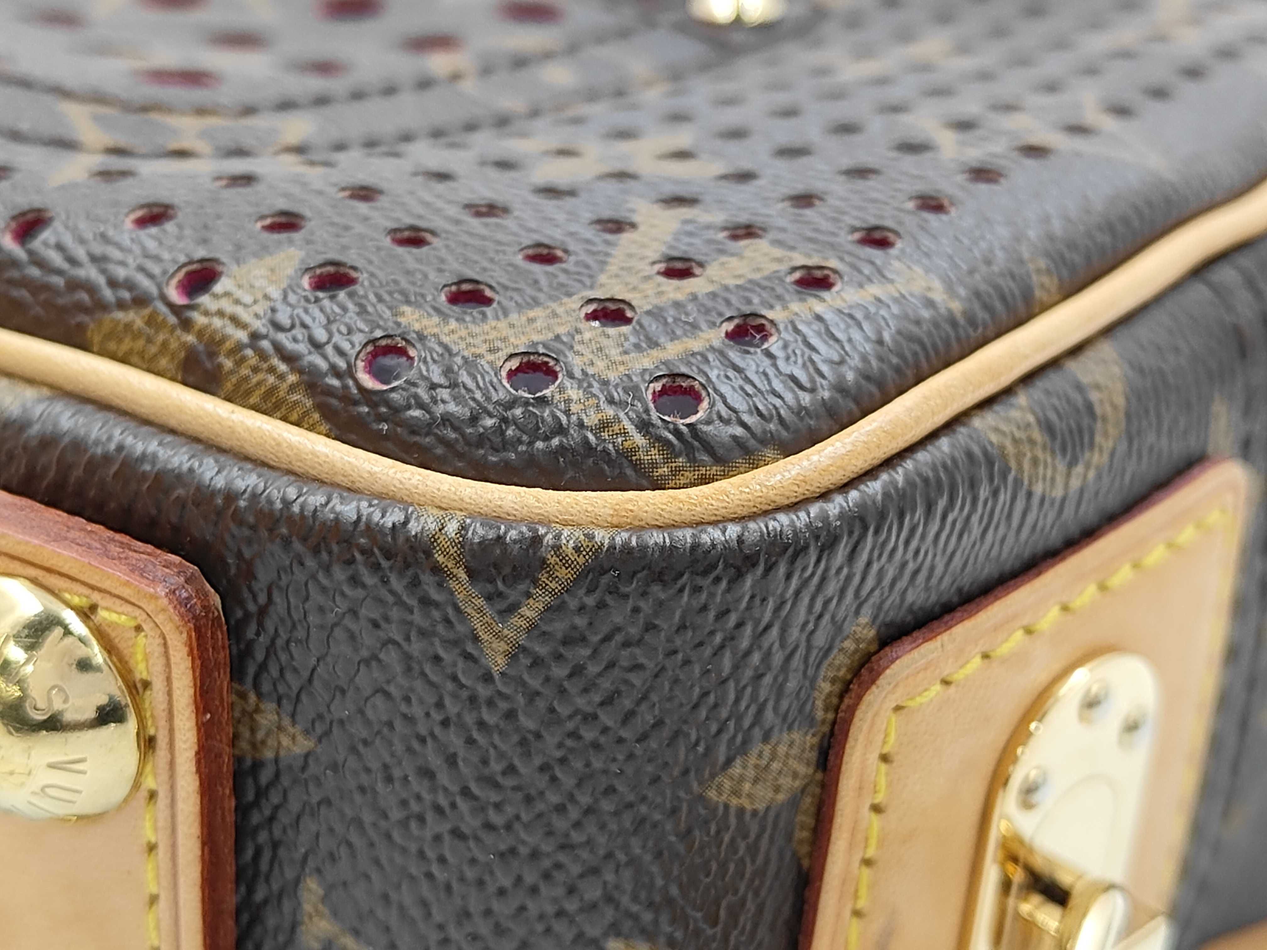 Monogram Shoulder Bag M95177 — view 8