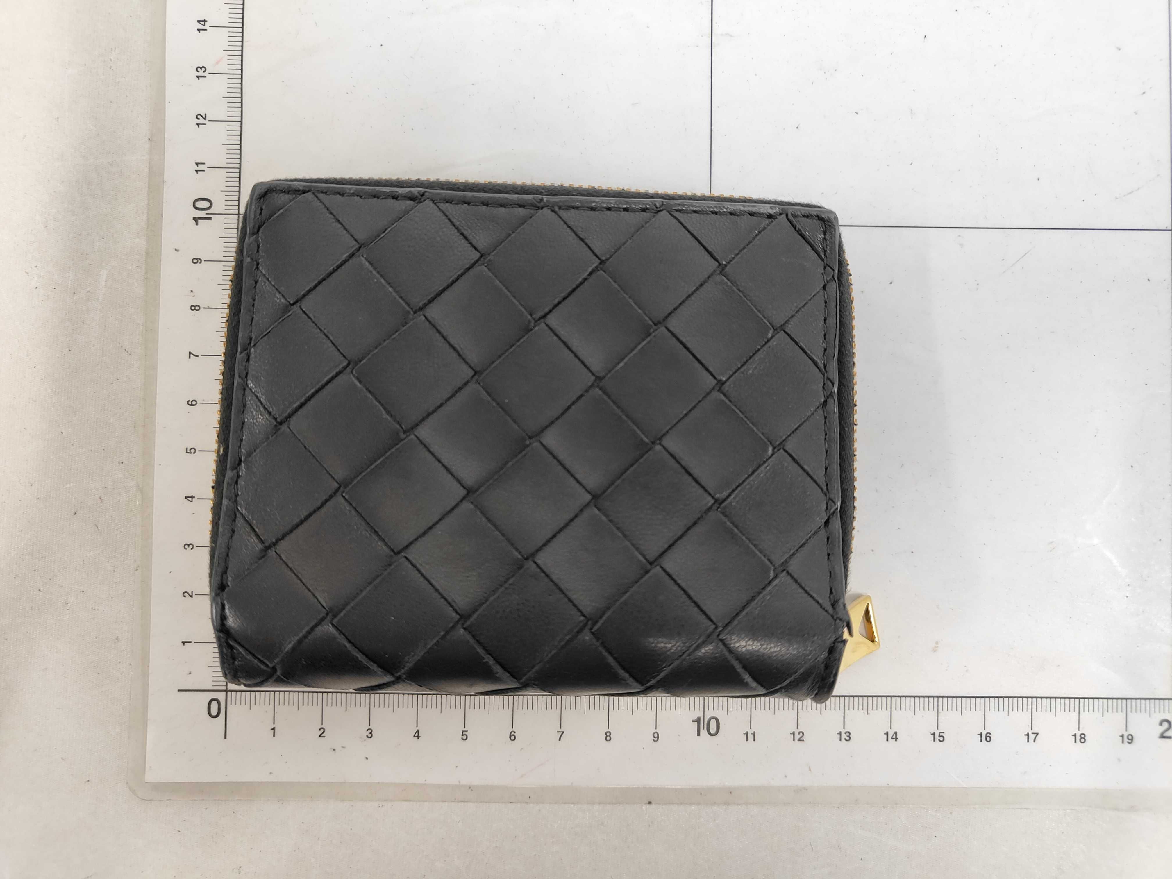 Intrecciato Bi-fold Wallet — view 2