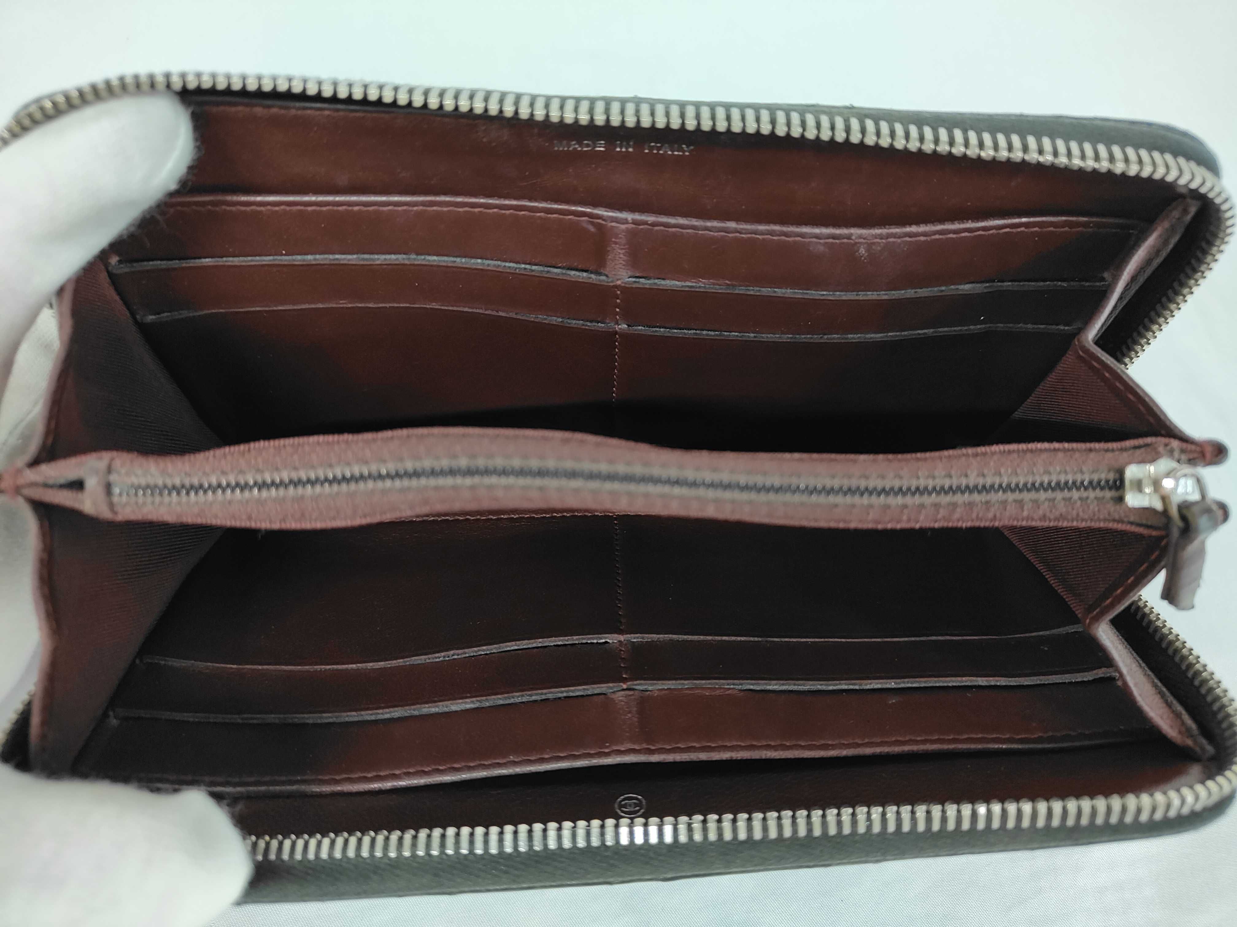 Matelassé Round Zip Wallet (Serial Number 16) — view 11