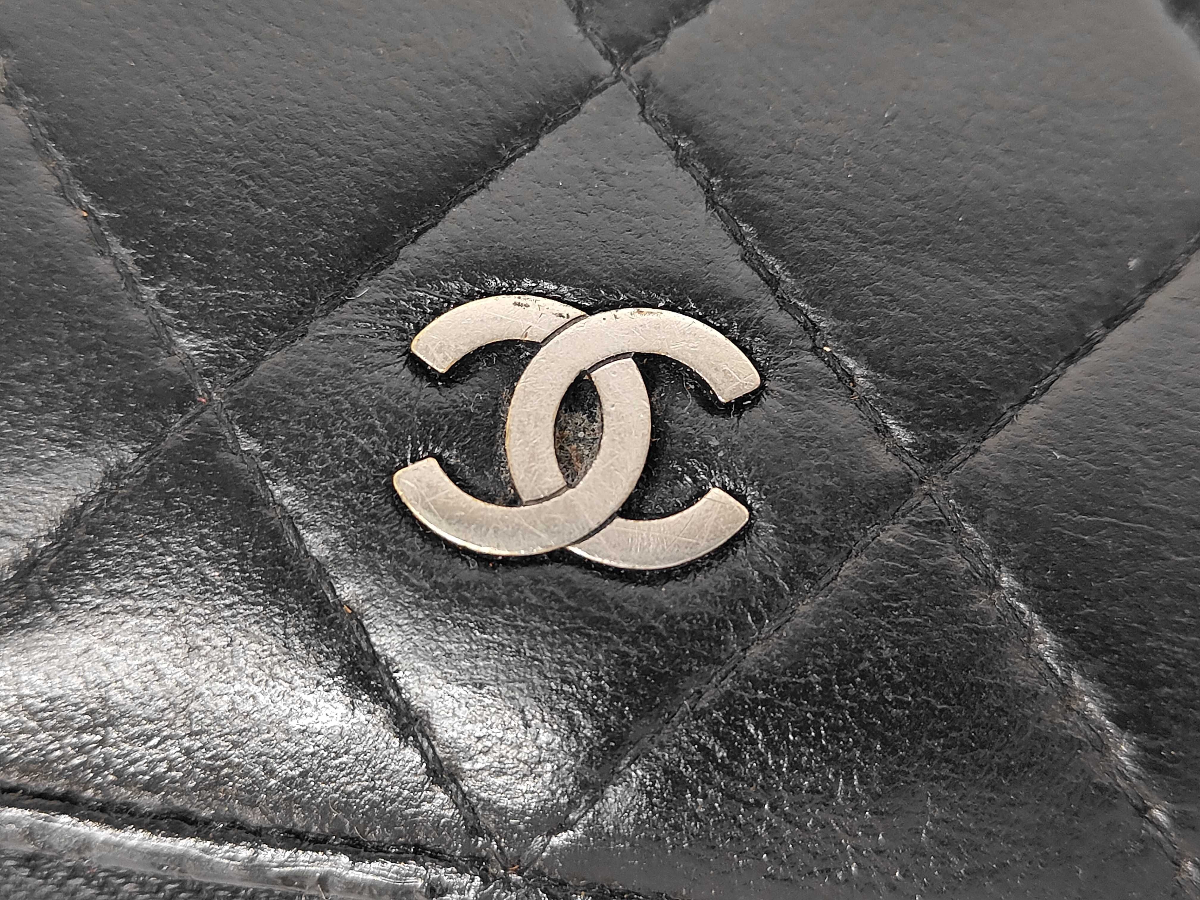 Matelassé Round Zip Wallet (Serial Number 16) — view 7