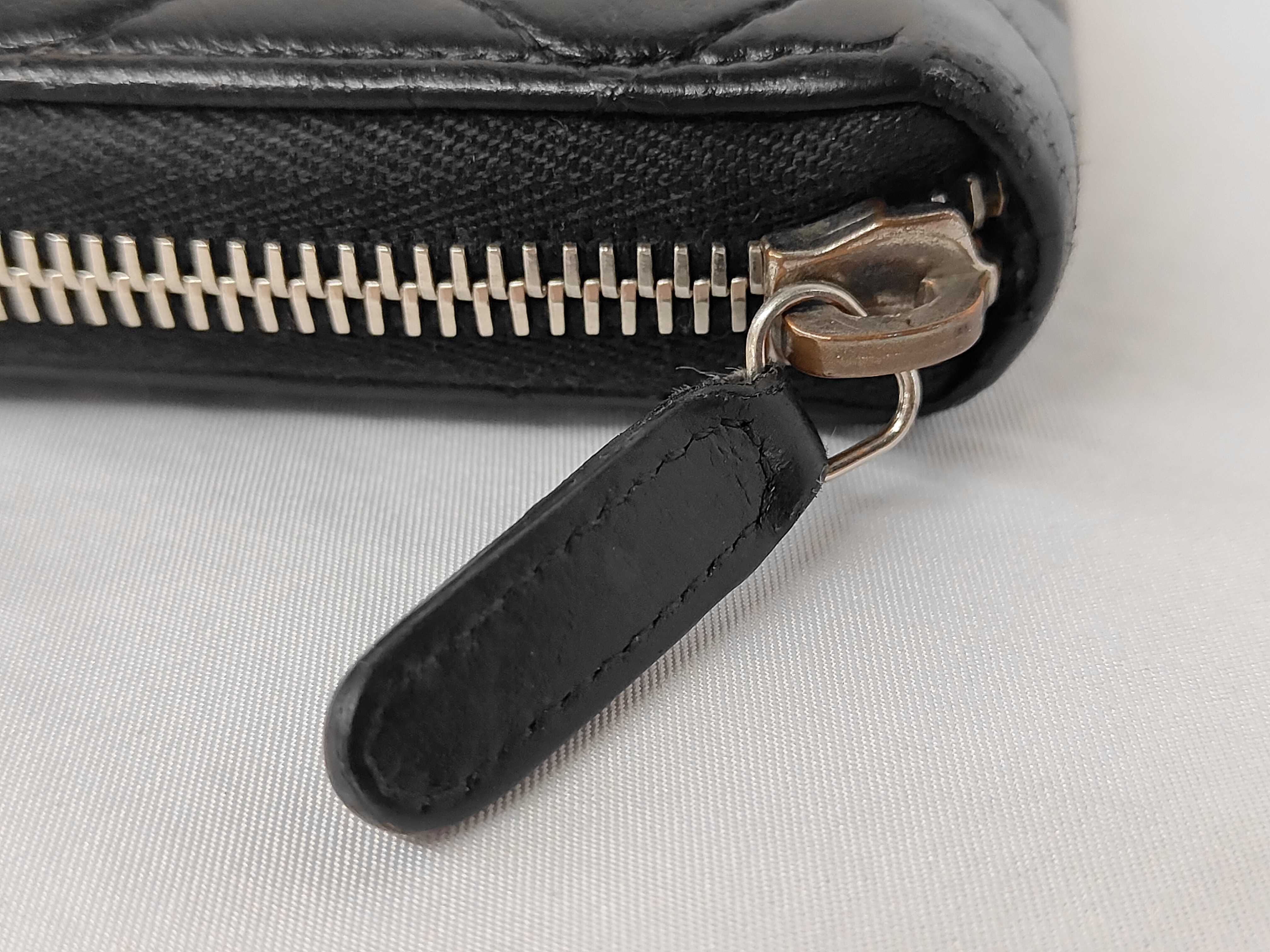 Matelassé Round Zip Wallet (Serial Number 16) — view 8