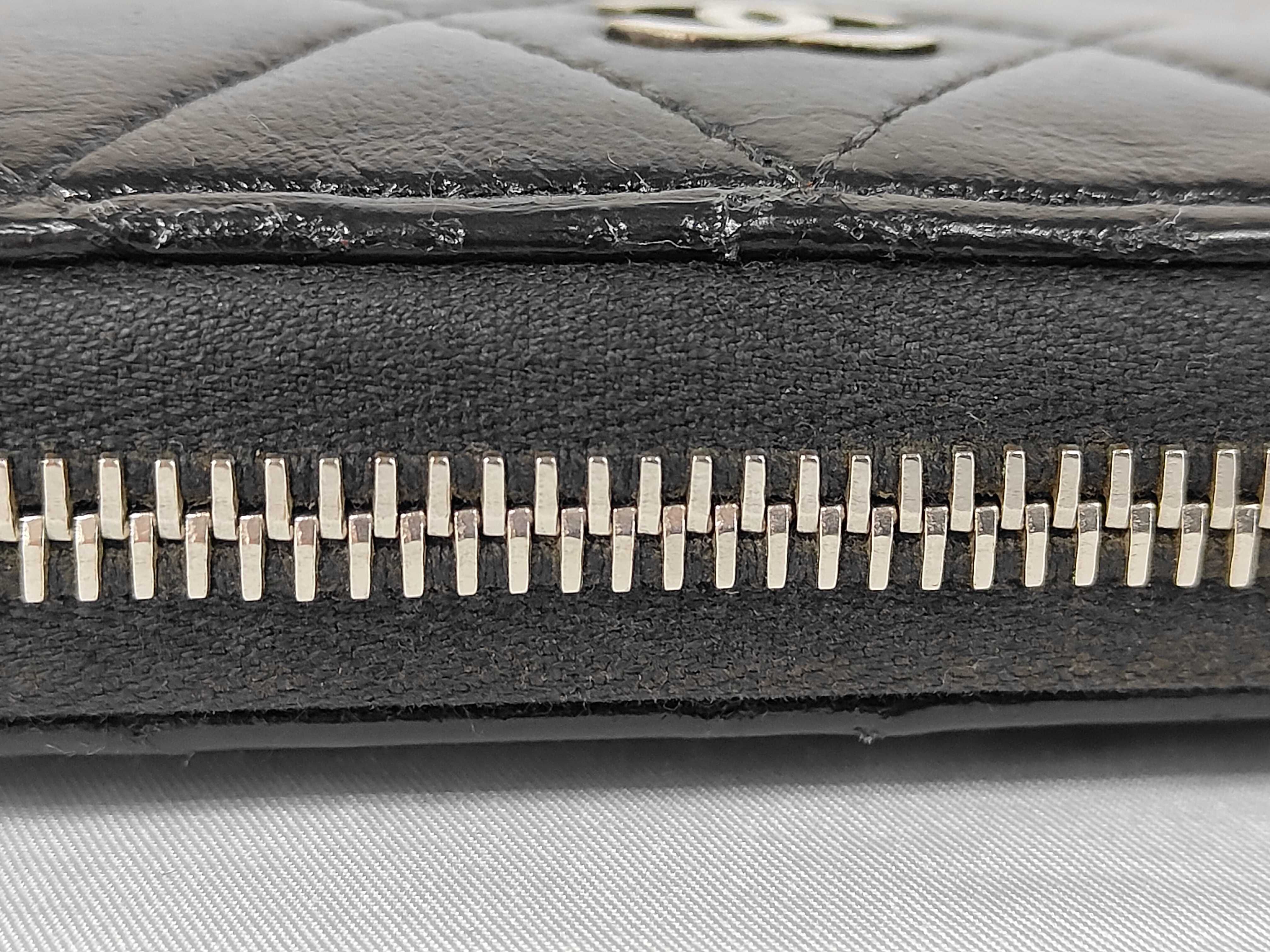 Matelassé Round Zip Wallet (Serial Number 16) — view 9