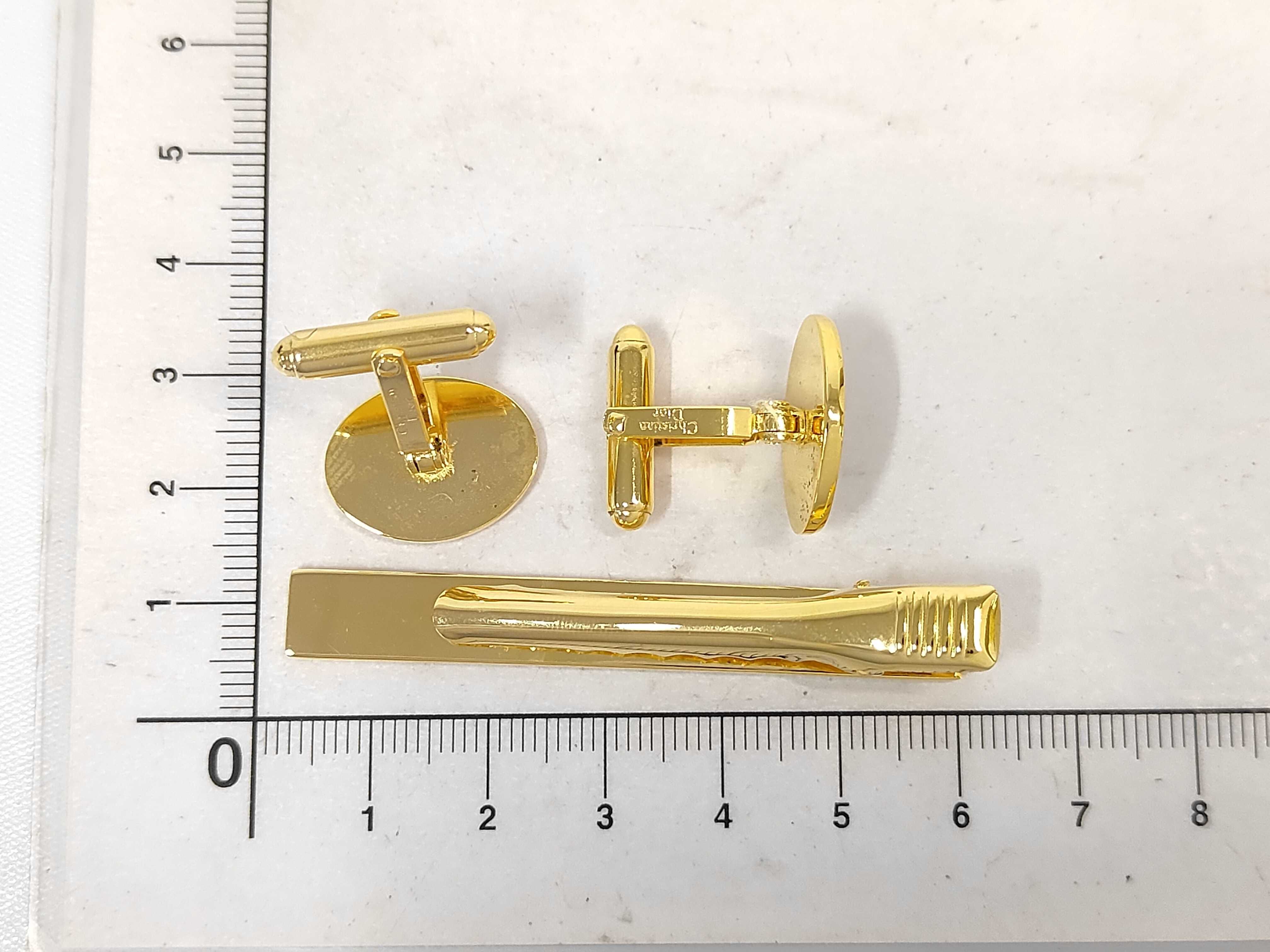tie clip set (tie clip and cufflinks) — view 3