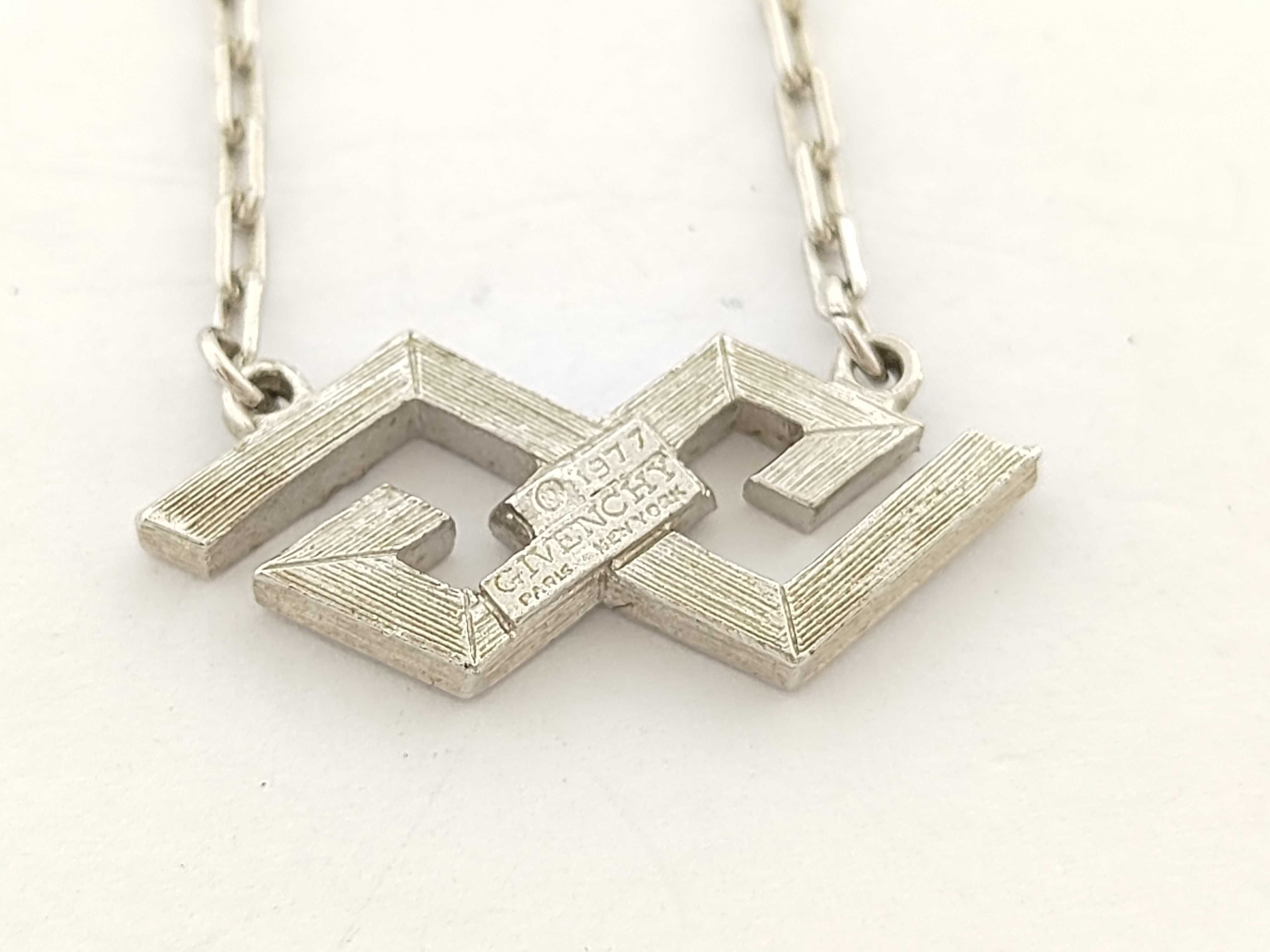 Necklace — view 2