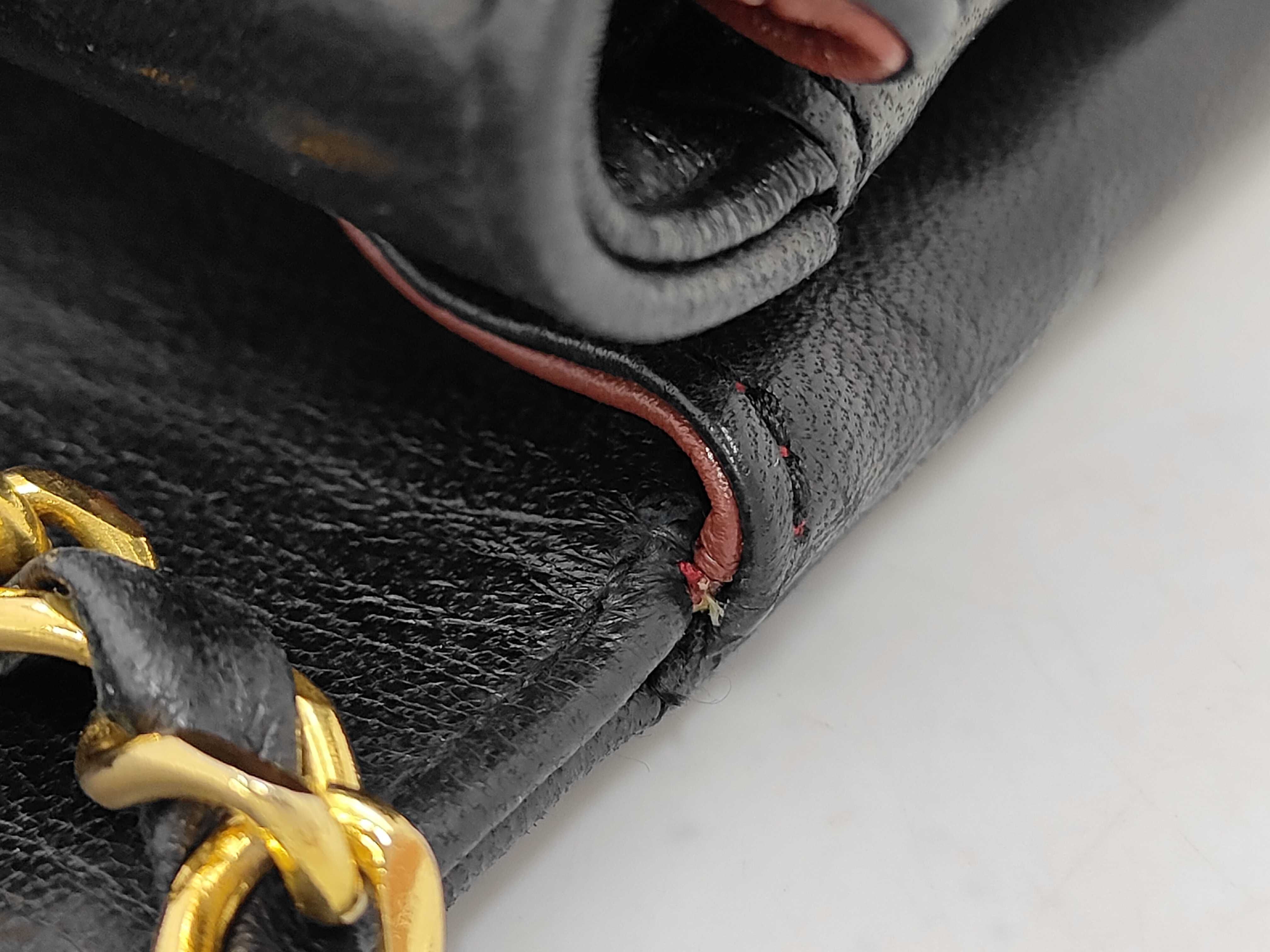 Double Flap Single Chain Shoulder Bag, Black, Gold Hardware — view 9