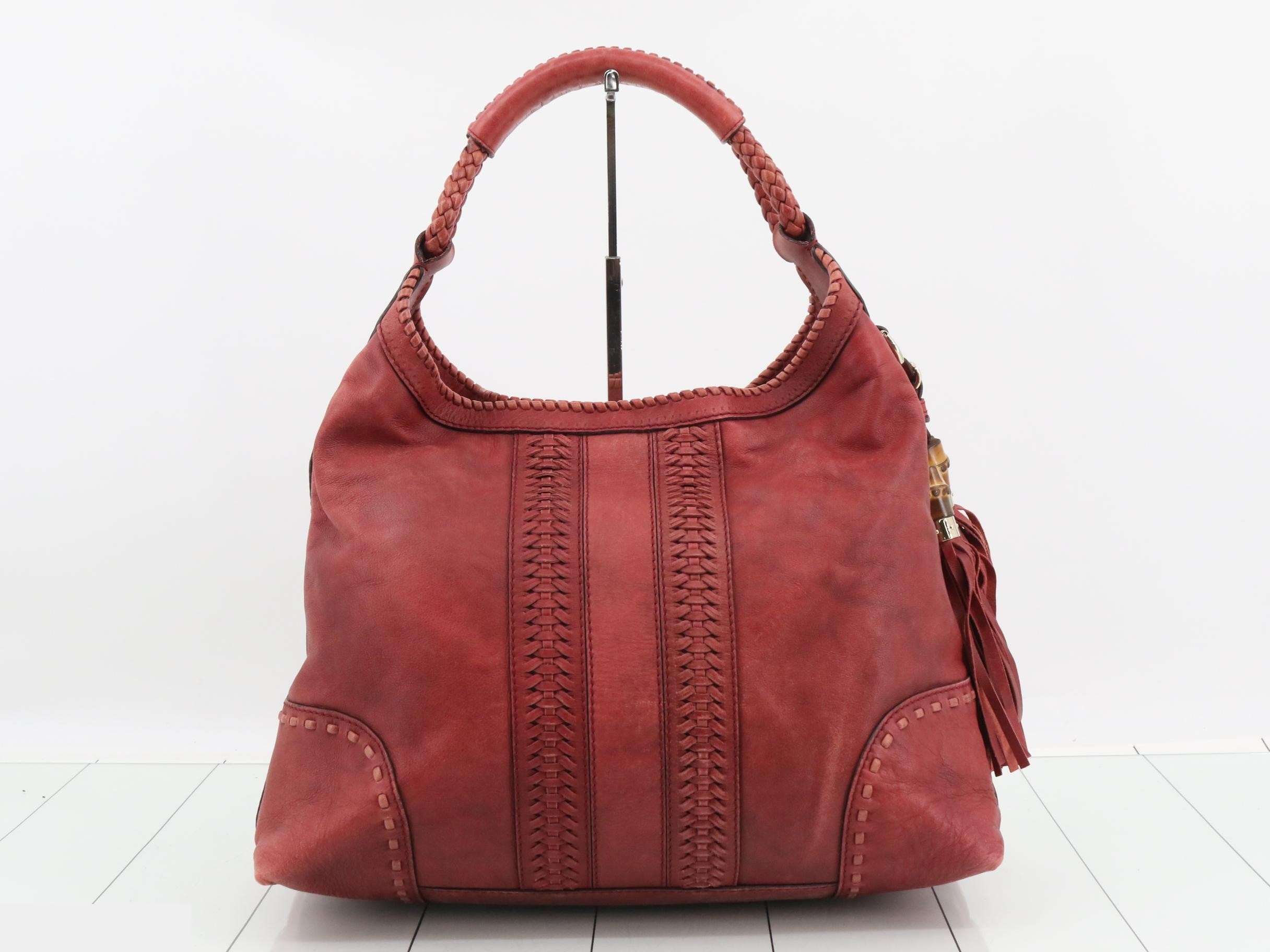 Leather one-shoulder bag with bamboo fringe — view 2
