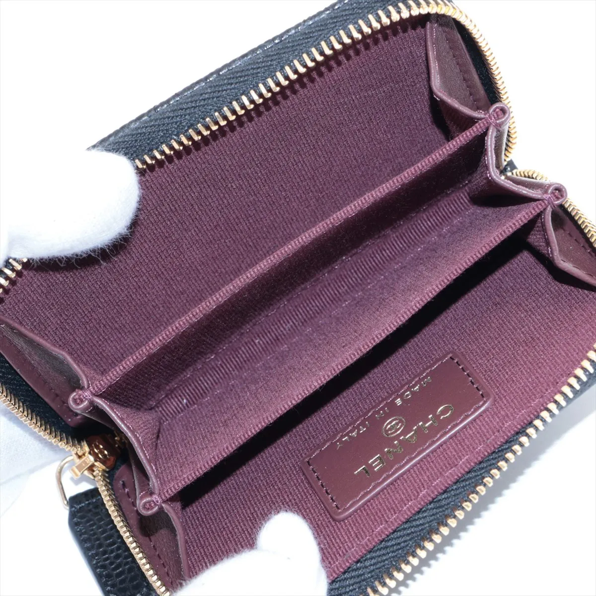 Matelasse caviar skin coin case black gold hardware H441L738 — view 3
