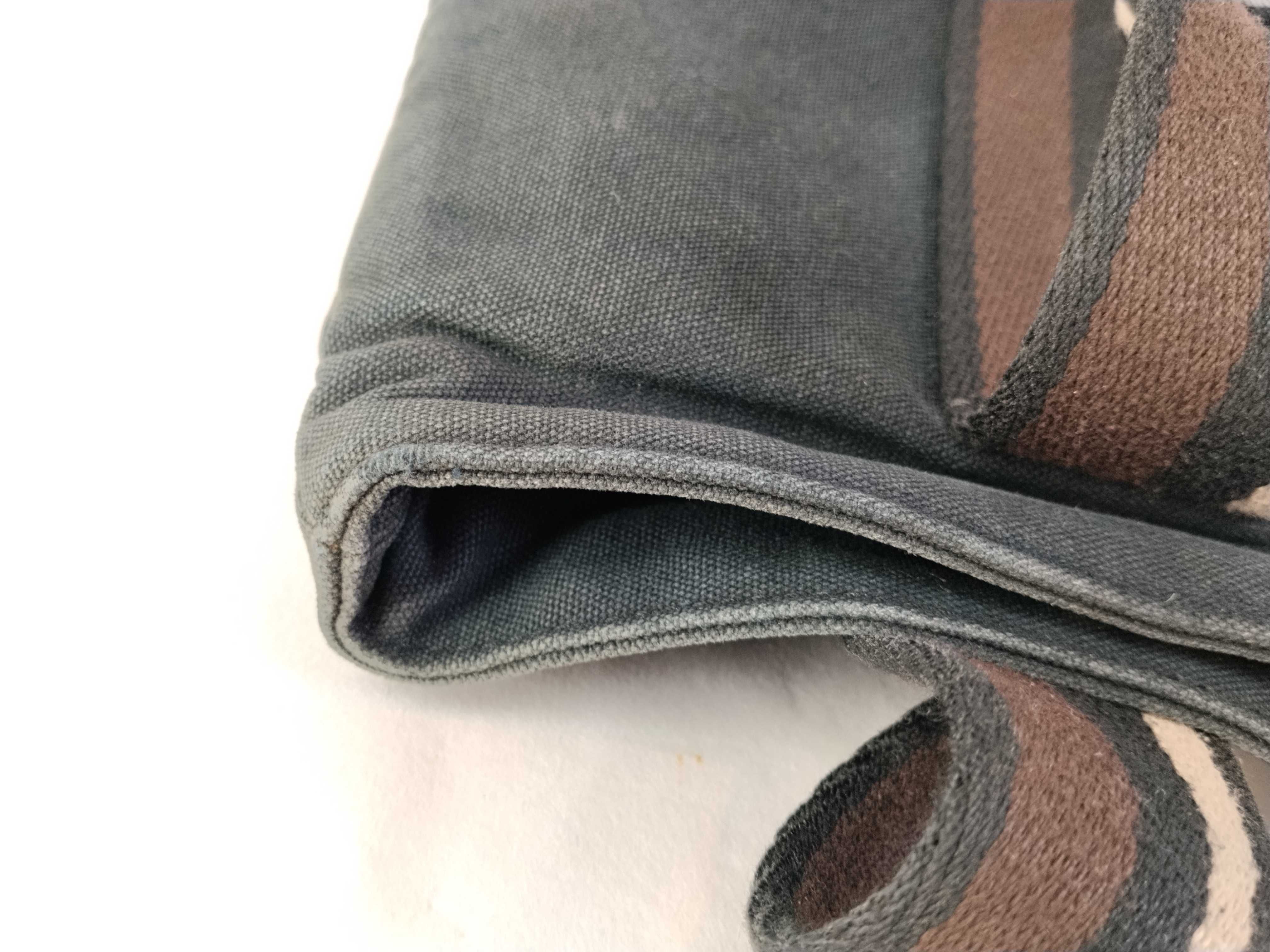 Troca Horizontal PM Handbag — view 14