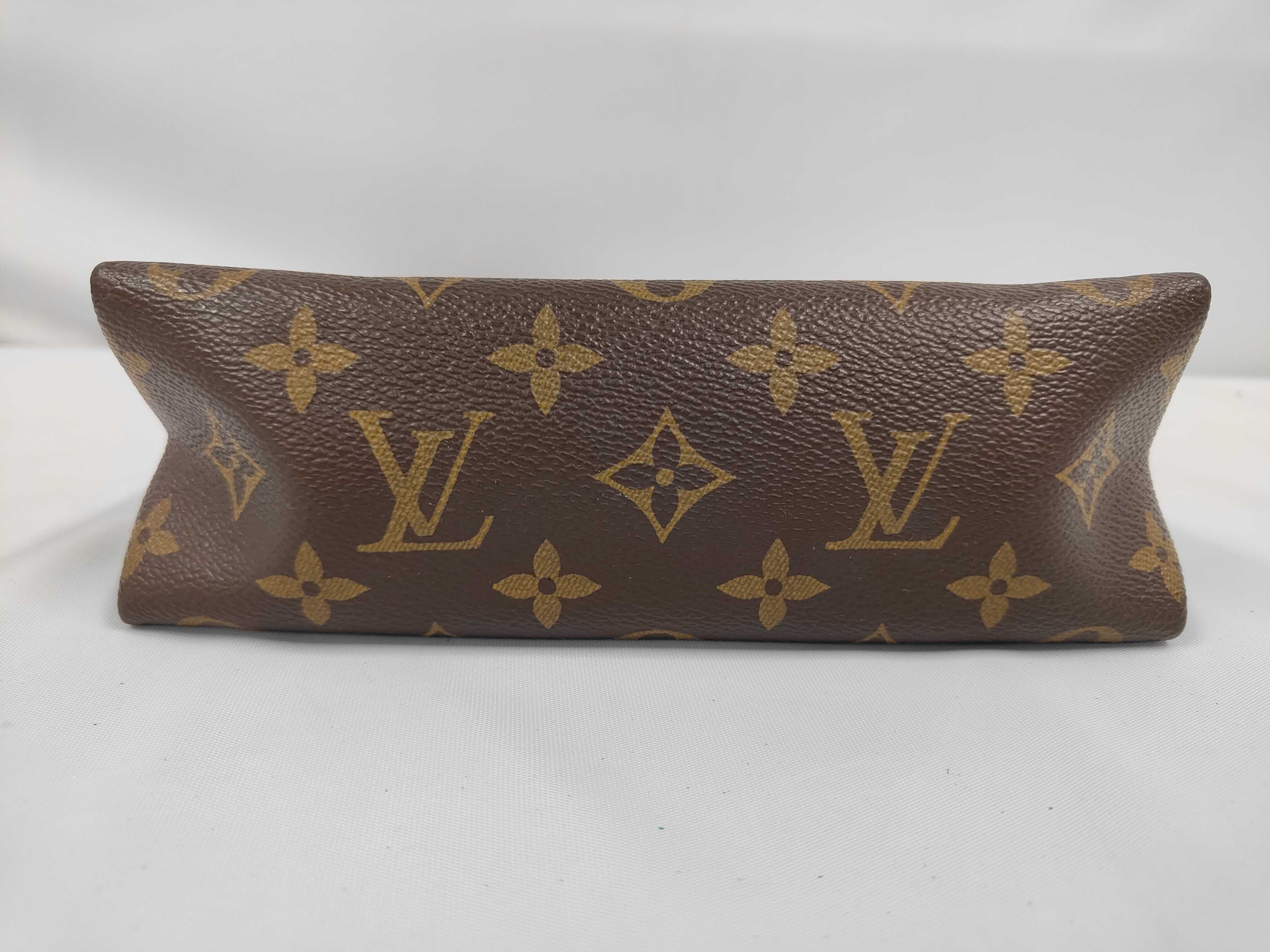 Monogram Hand Shoulder Bag Handbag — view 3